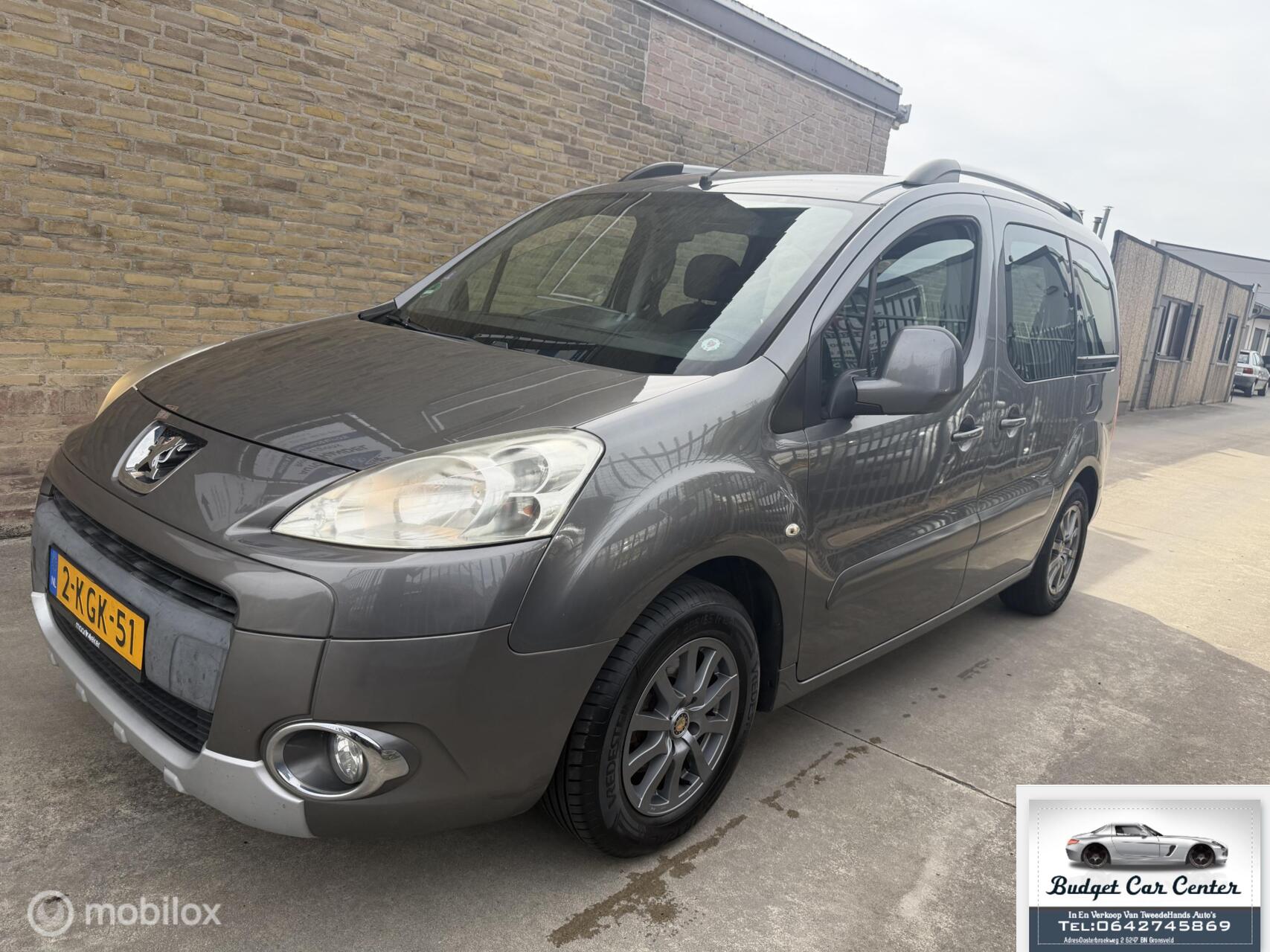Peugeot Partner 1.6 VTi XT 2011 - voorkant