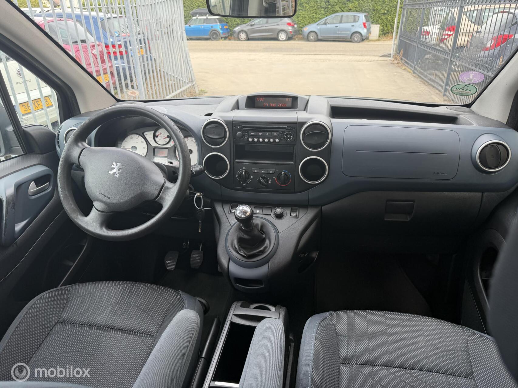 Foto van Peugeot Partner