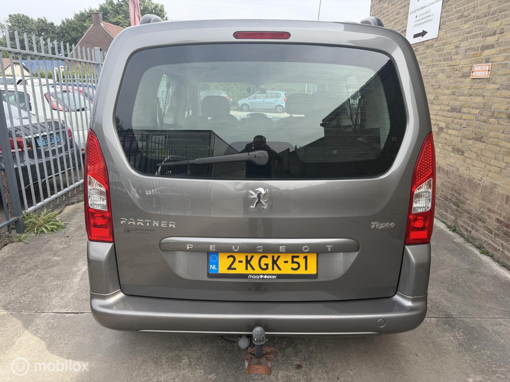 Foto van Peugeot Partner