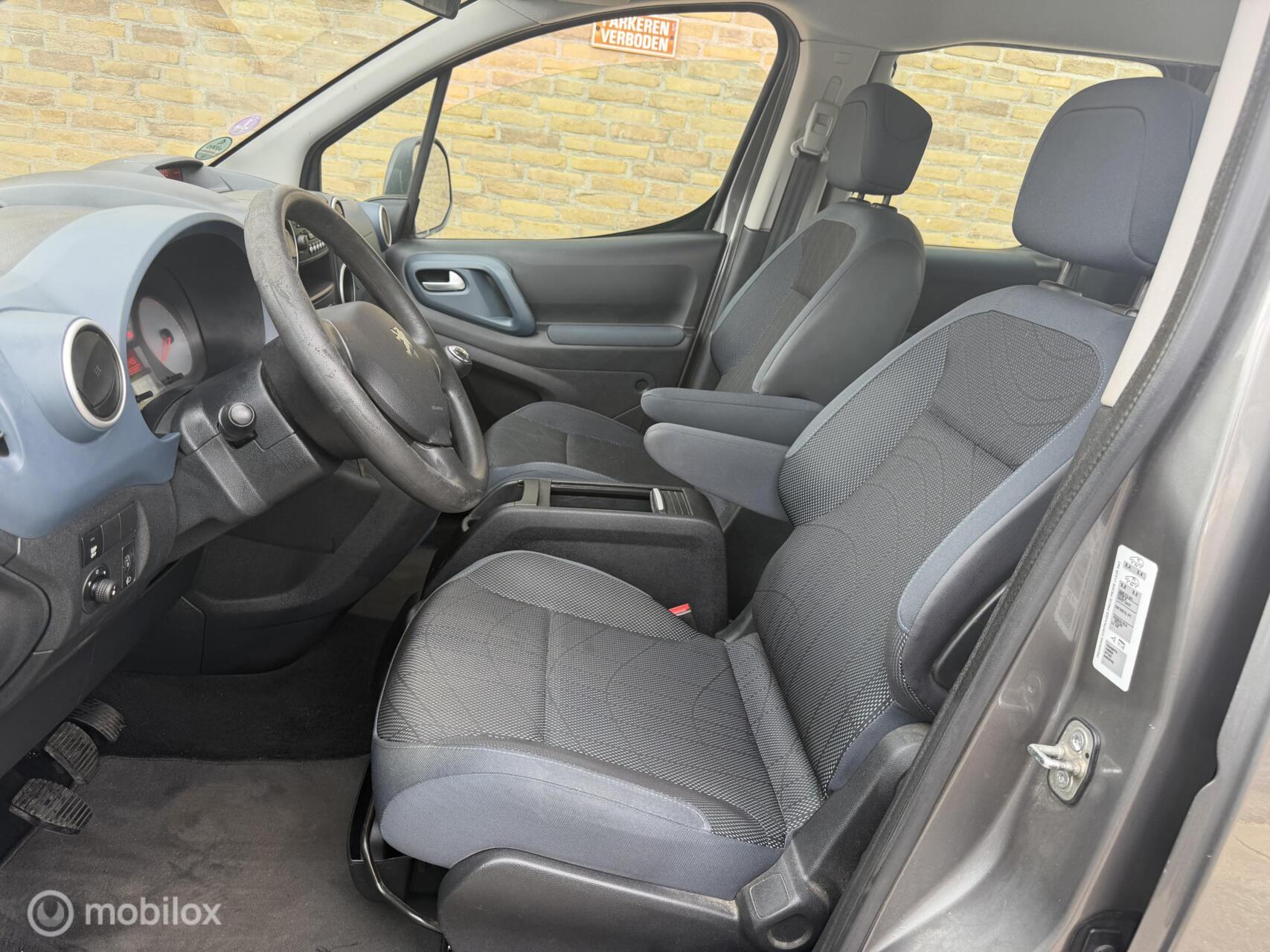 Foto van Peugeot Partner