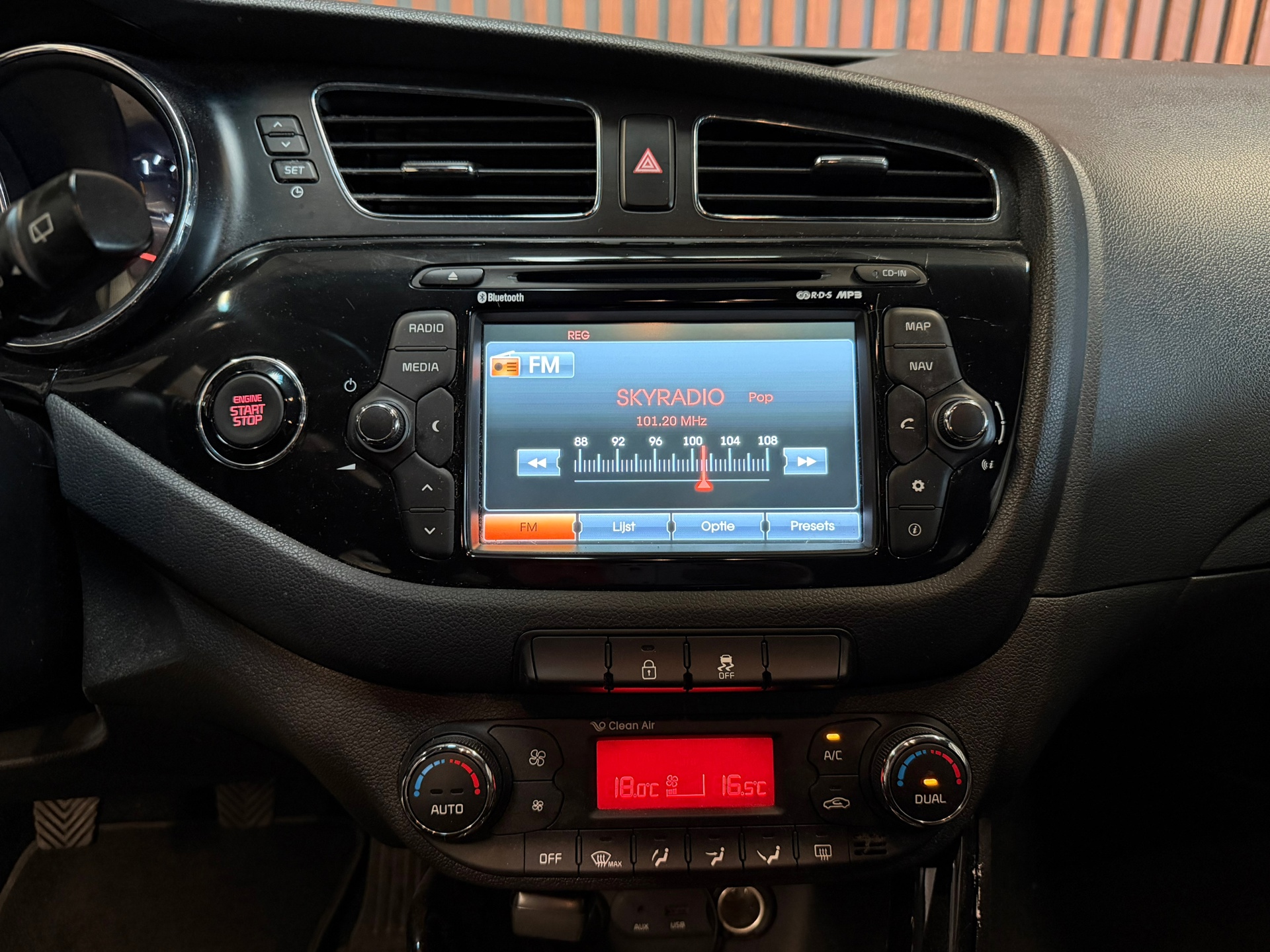 Foto van Kia Cee D