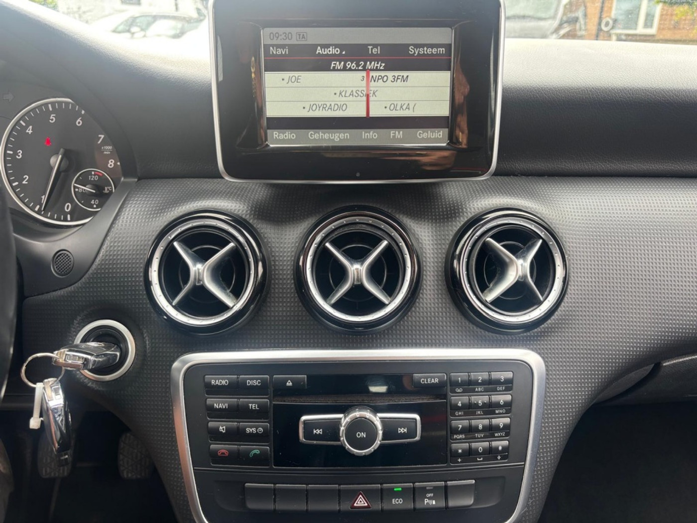 Foto van Mercedes-Benz A 180