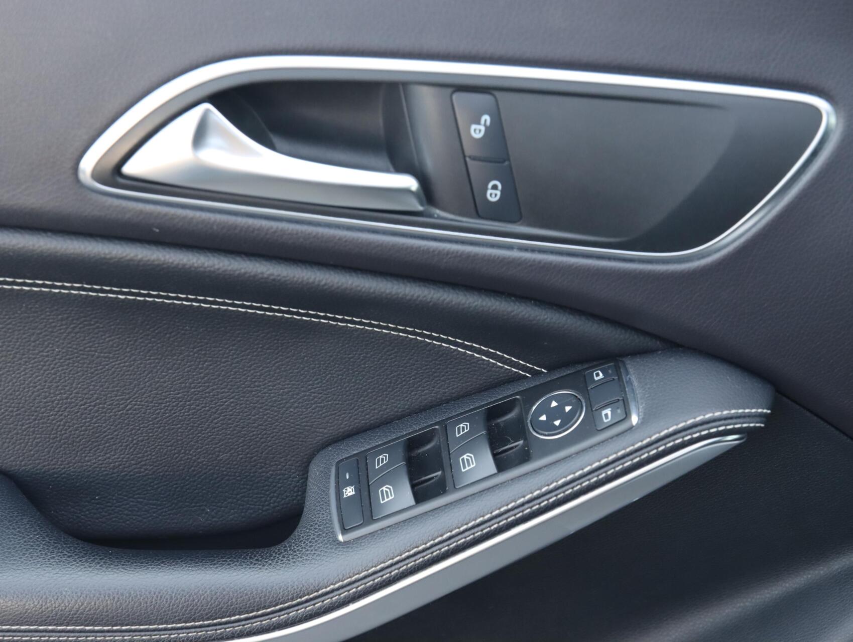 Foto van Mercedes-Benz Cla 180