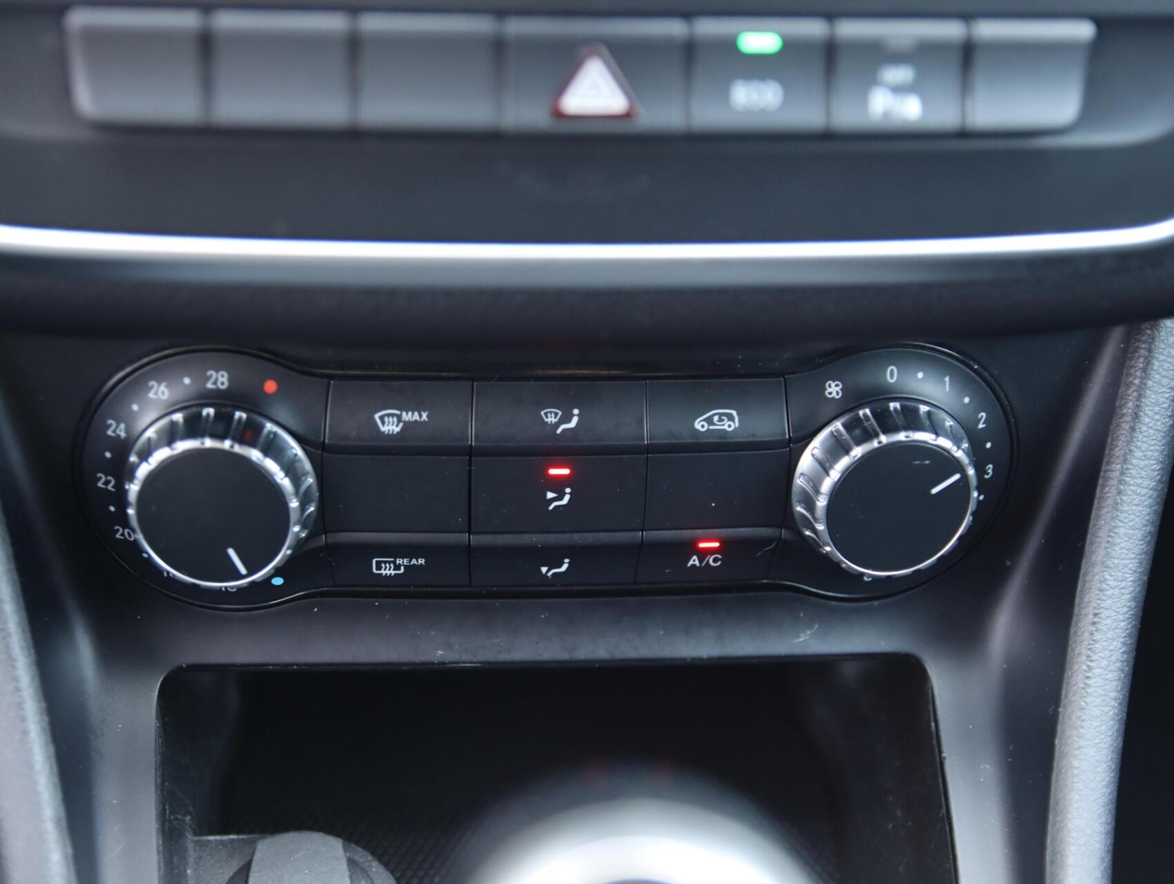 Foto van Mercedes-Benz Cla 180