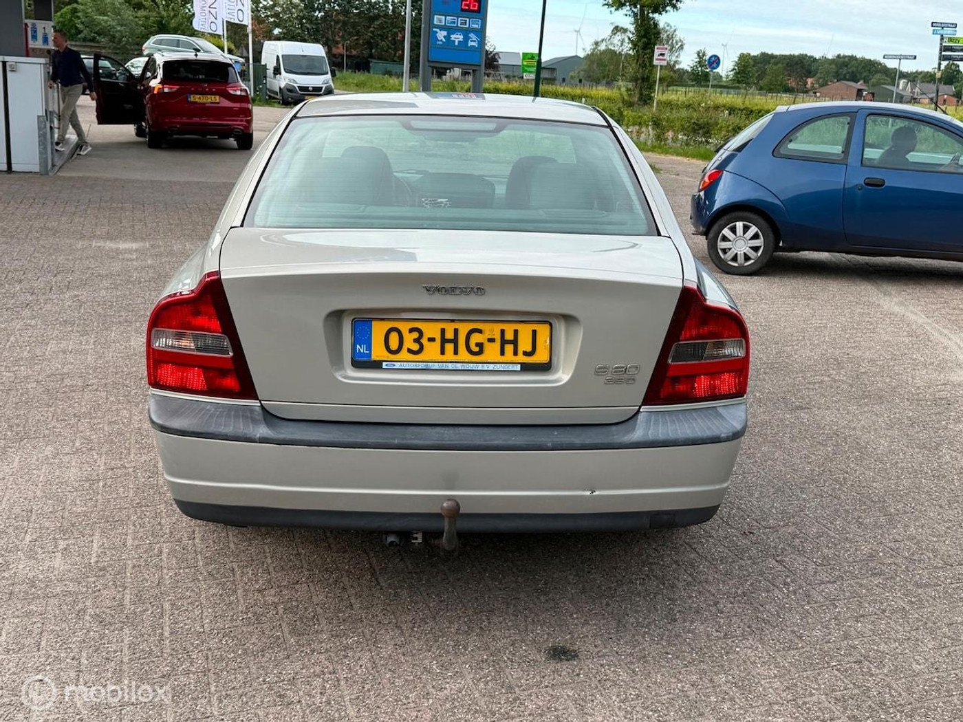 Foto van Volvo S80