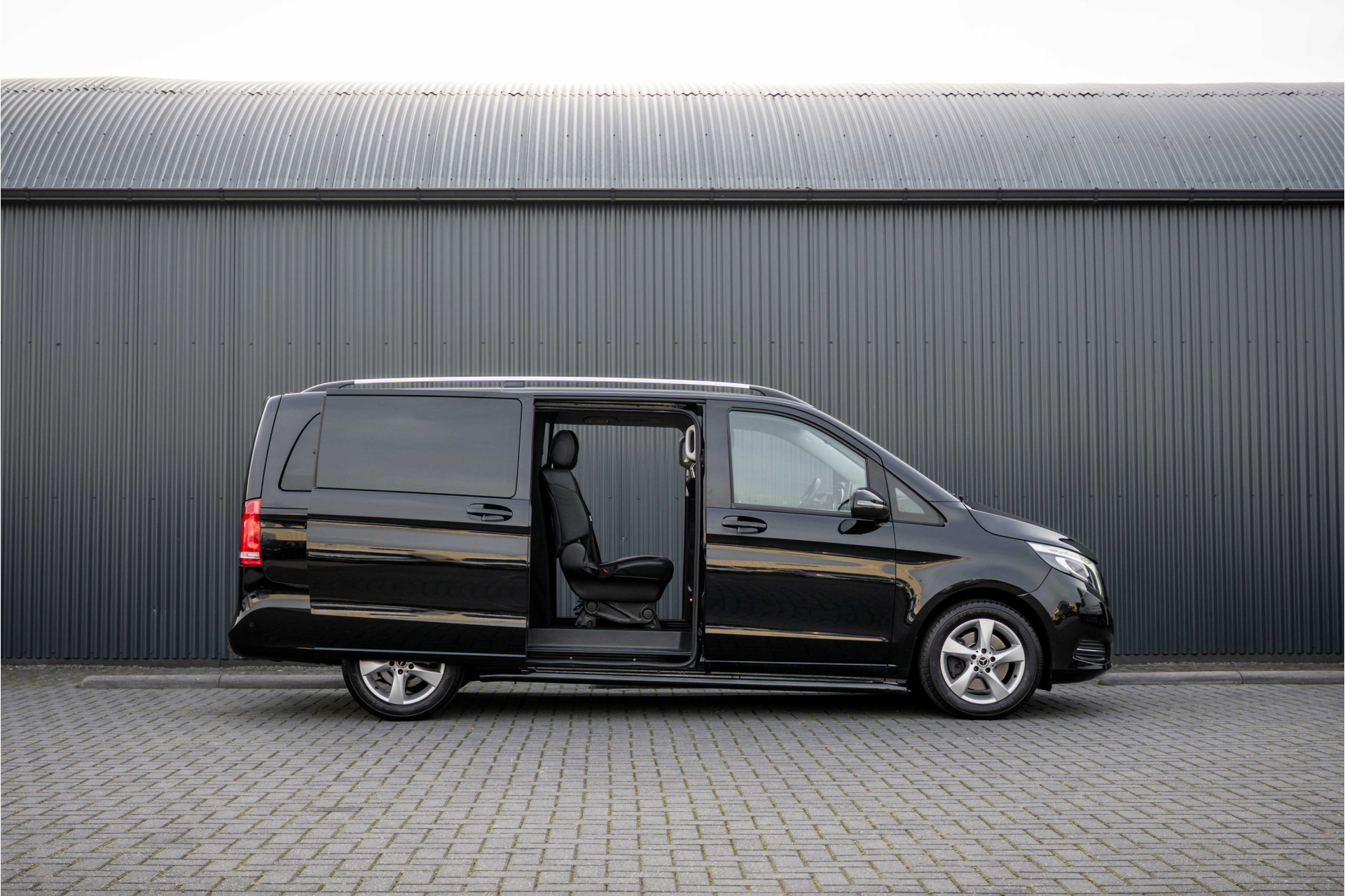 Foto van Mercedes-Benz V-klasse