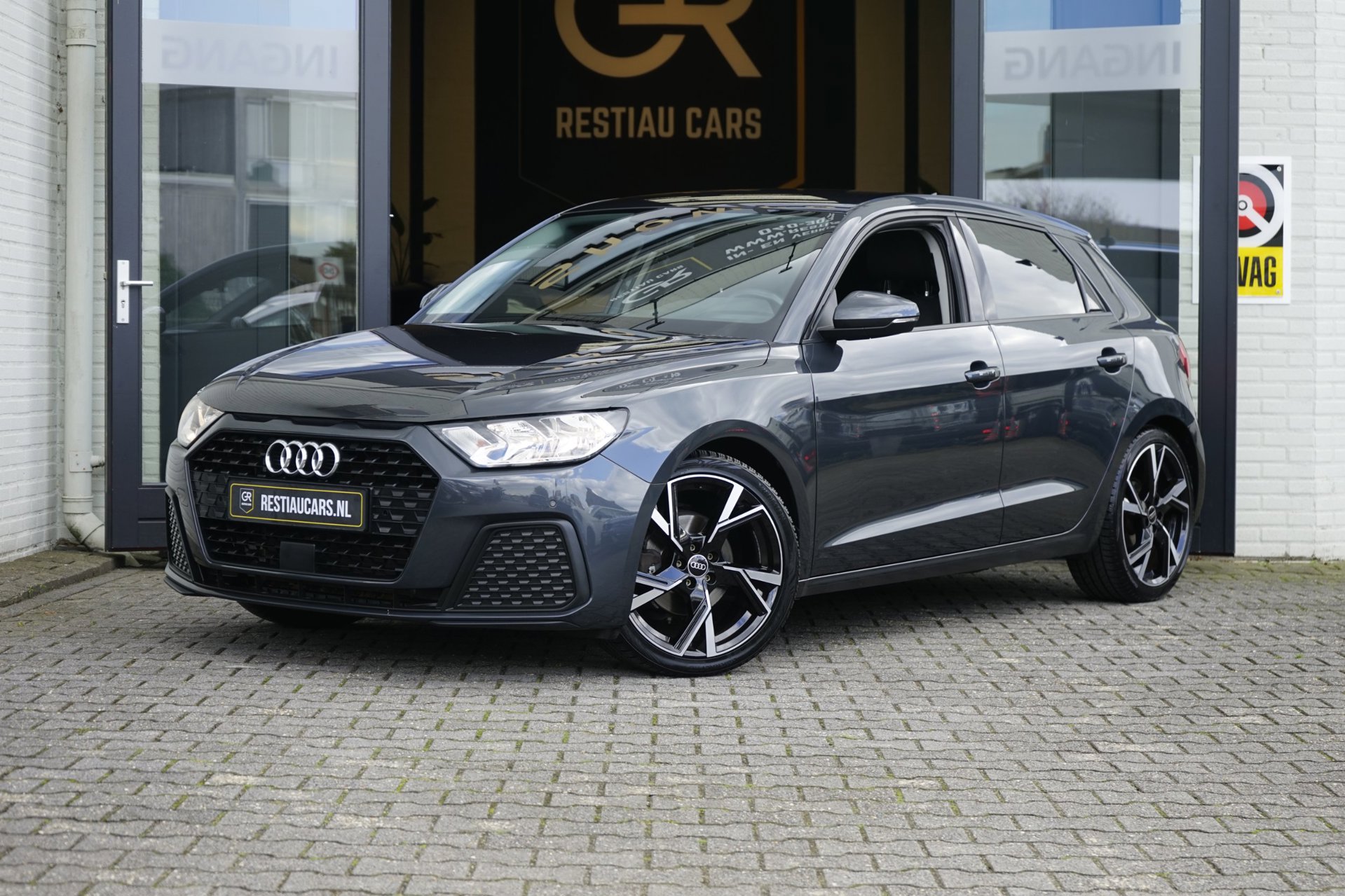 Audi A1 Sportback 30 TFSI AUTOMAAT|CLIMA|NAVIGATIE|PARKEERSENSOREN|VIRTUEEL 2019 - voorkant