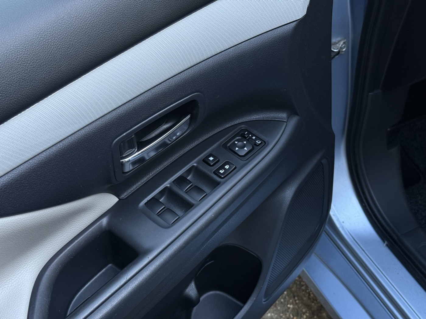 Foto van Mitsubishi Mitsubishi Outlander