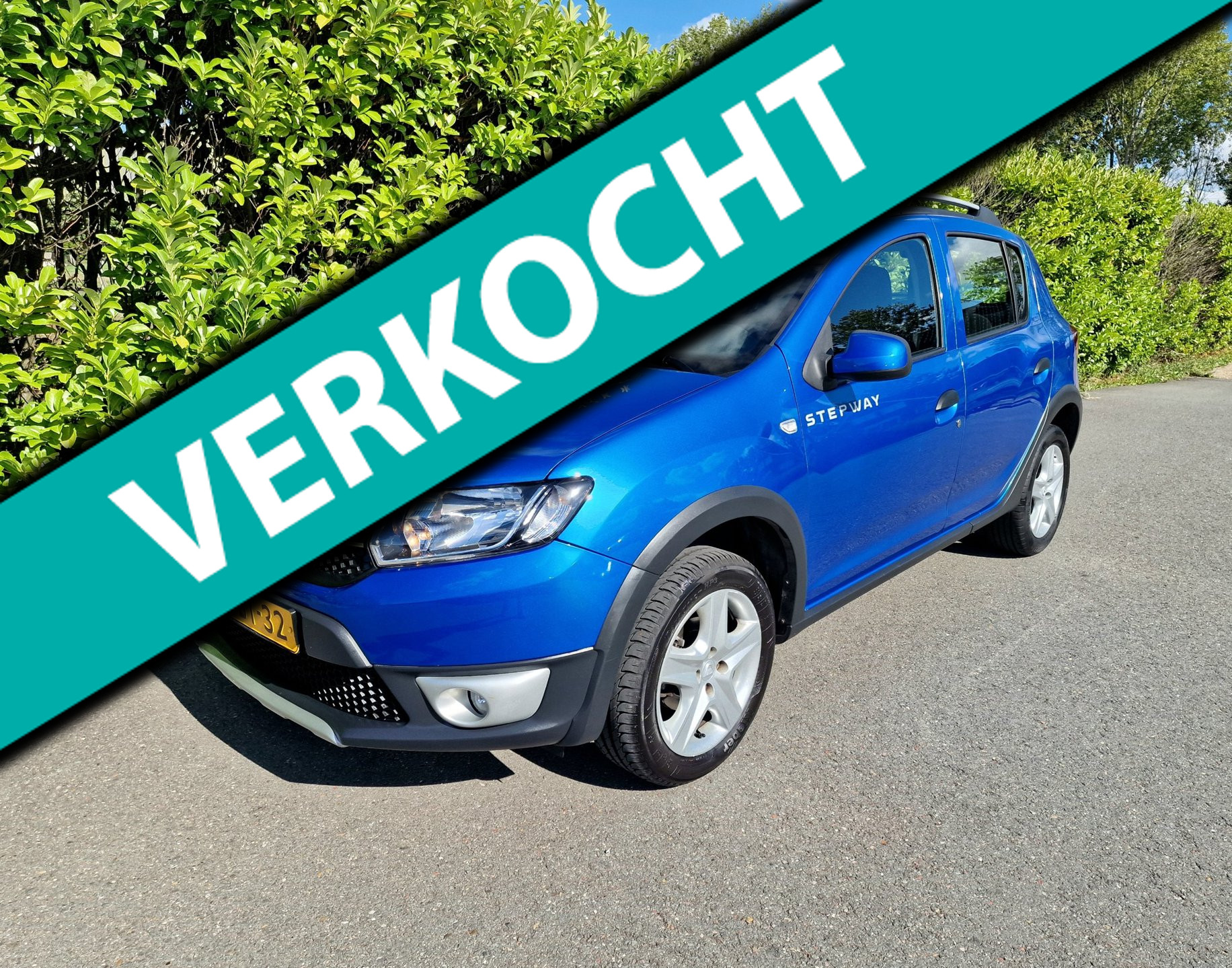 Dacia Sandero 0.9 TCe Stepway Lauréate 2014 - voorkant