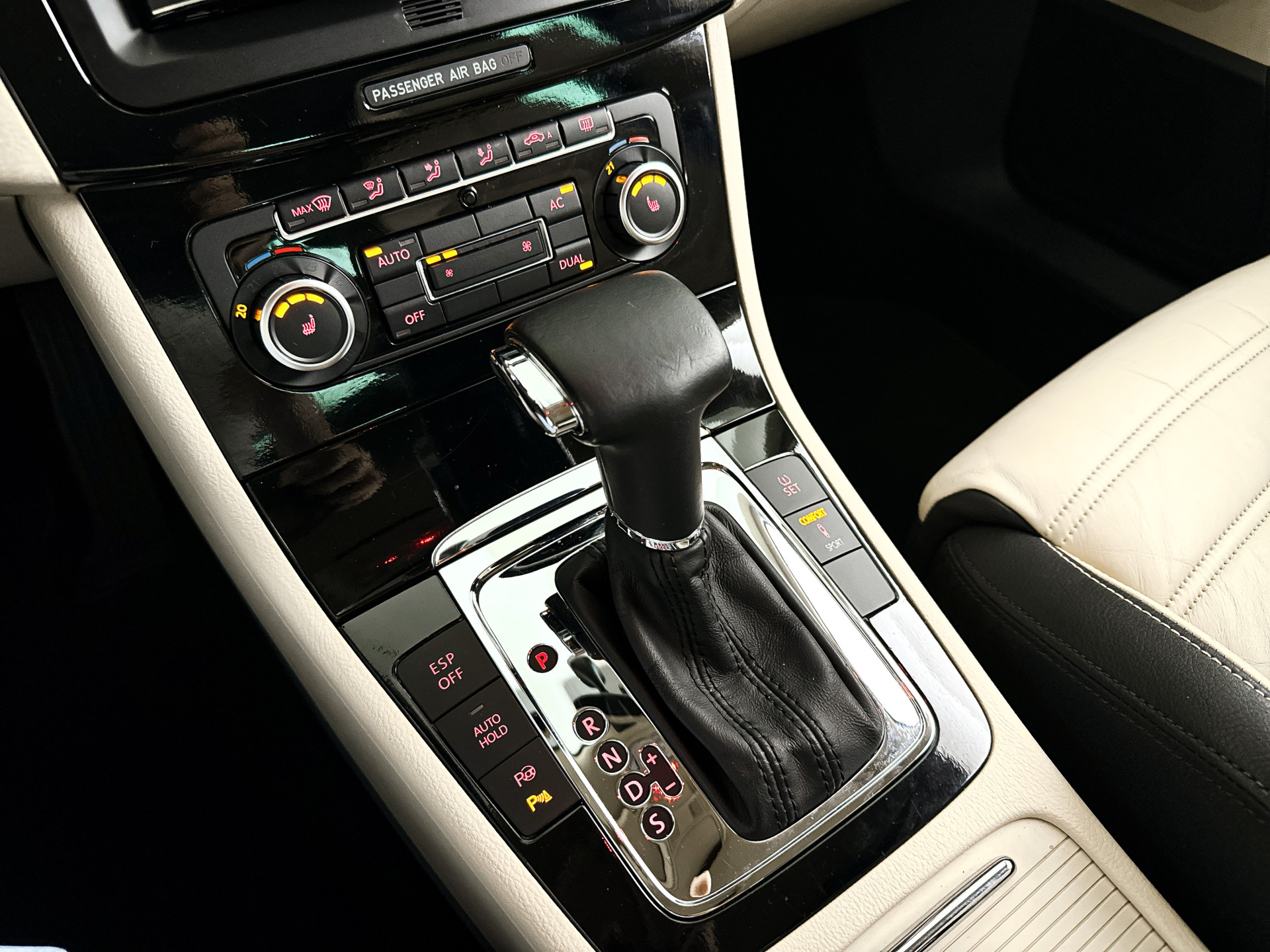 Foto van Volkswagen Passat CC