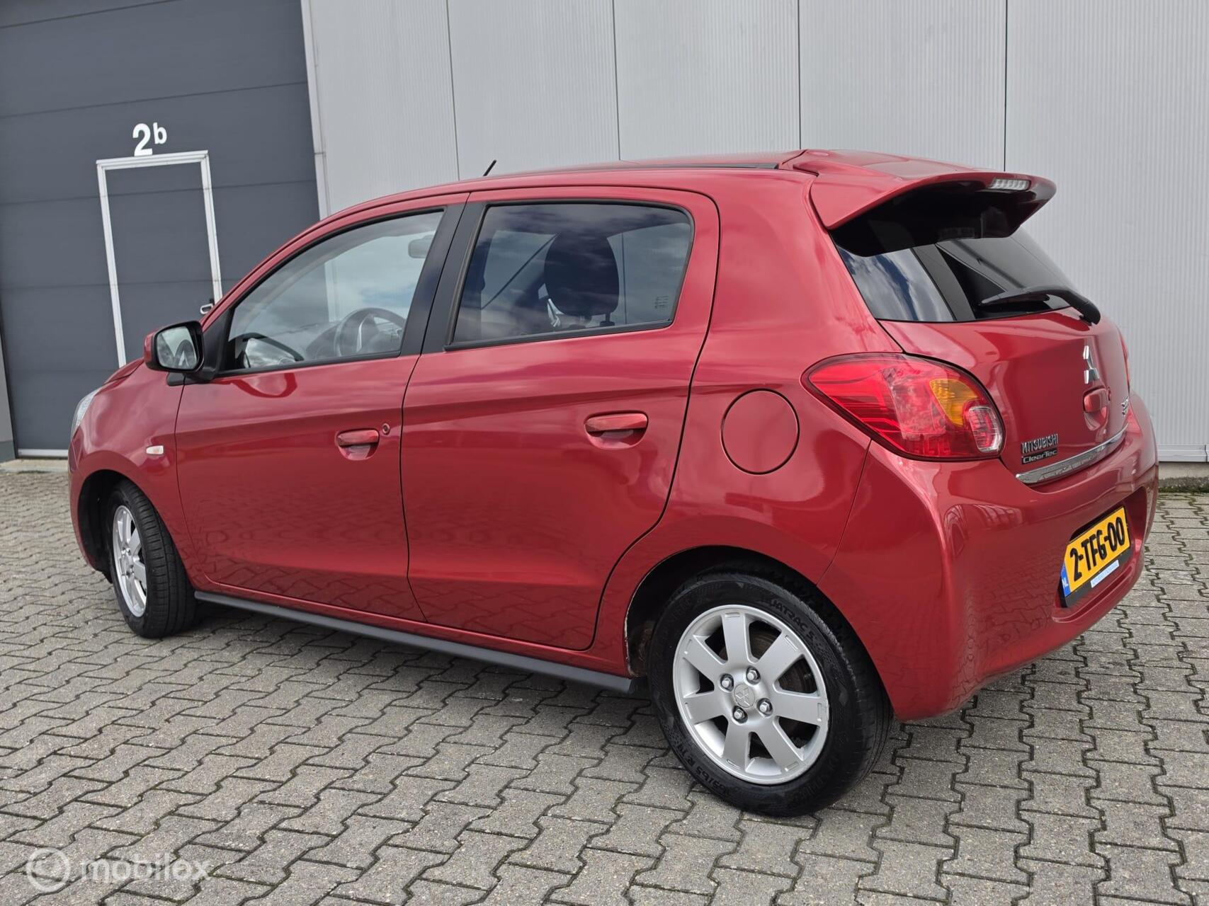 Foto van Mitsubishi Mitsubishi Space Star