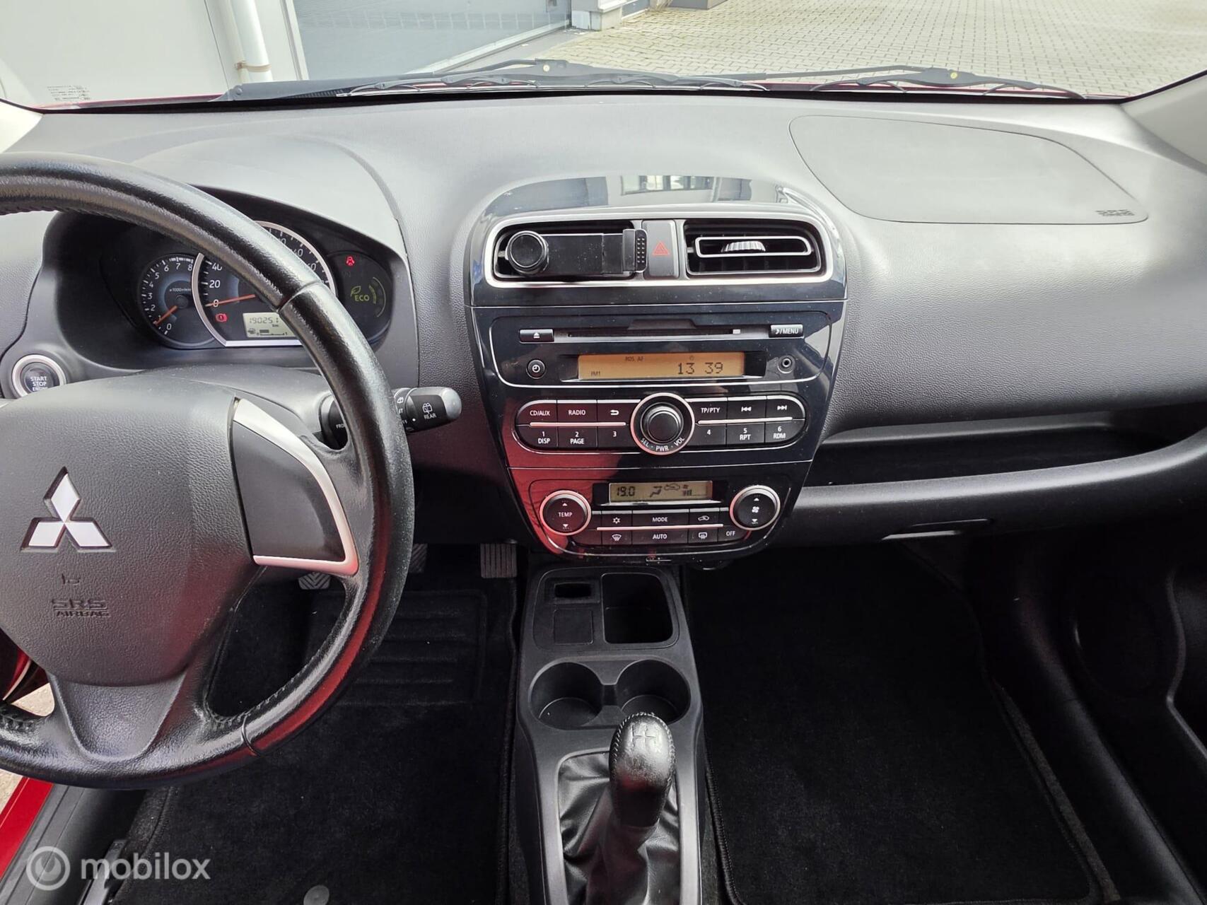 Foto van Mitsubishi Mitsubishi Space Star