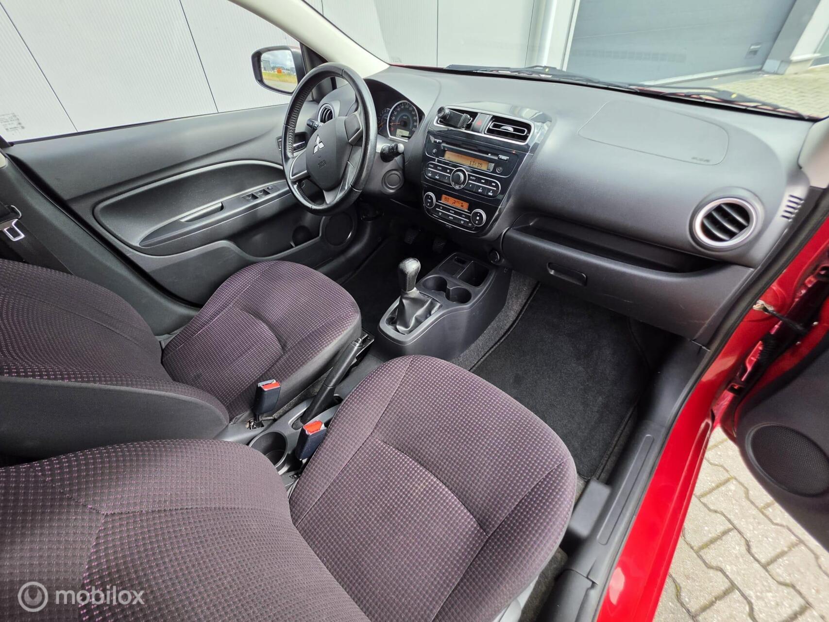 Foto van Mitsubishi Mitsubishi Space Star