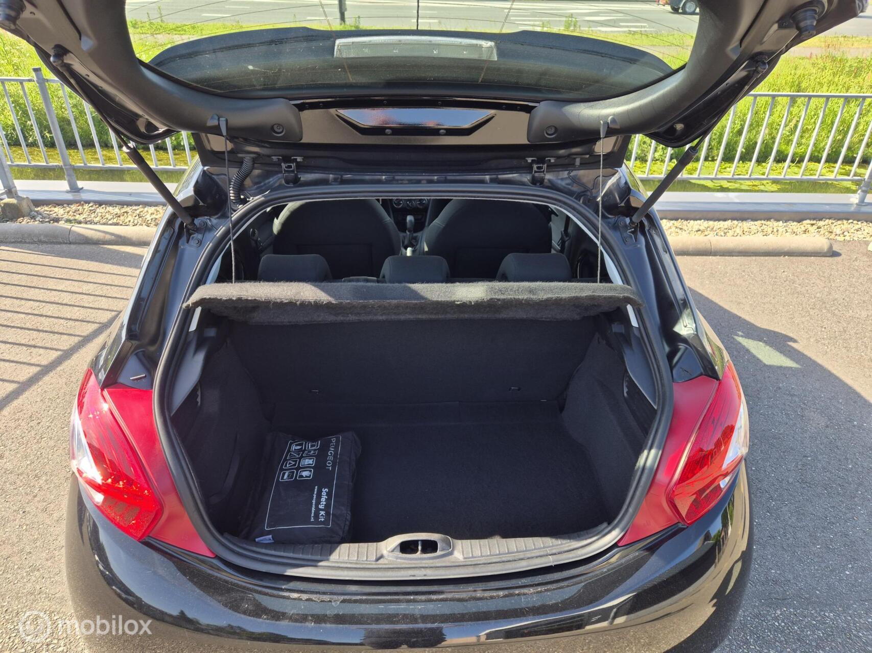 Foto van Peugeot 208