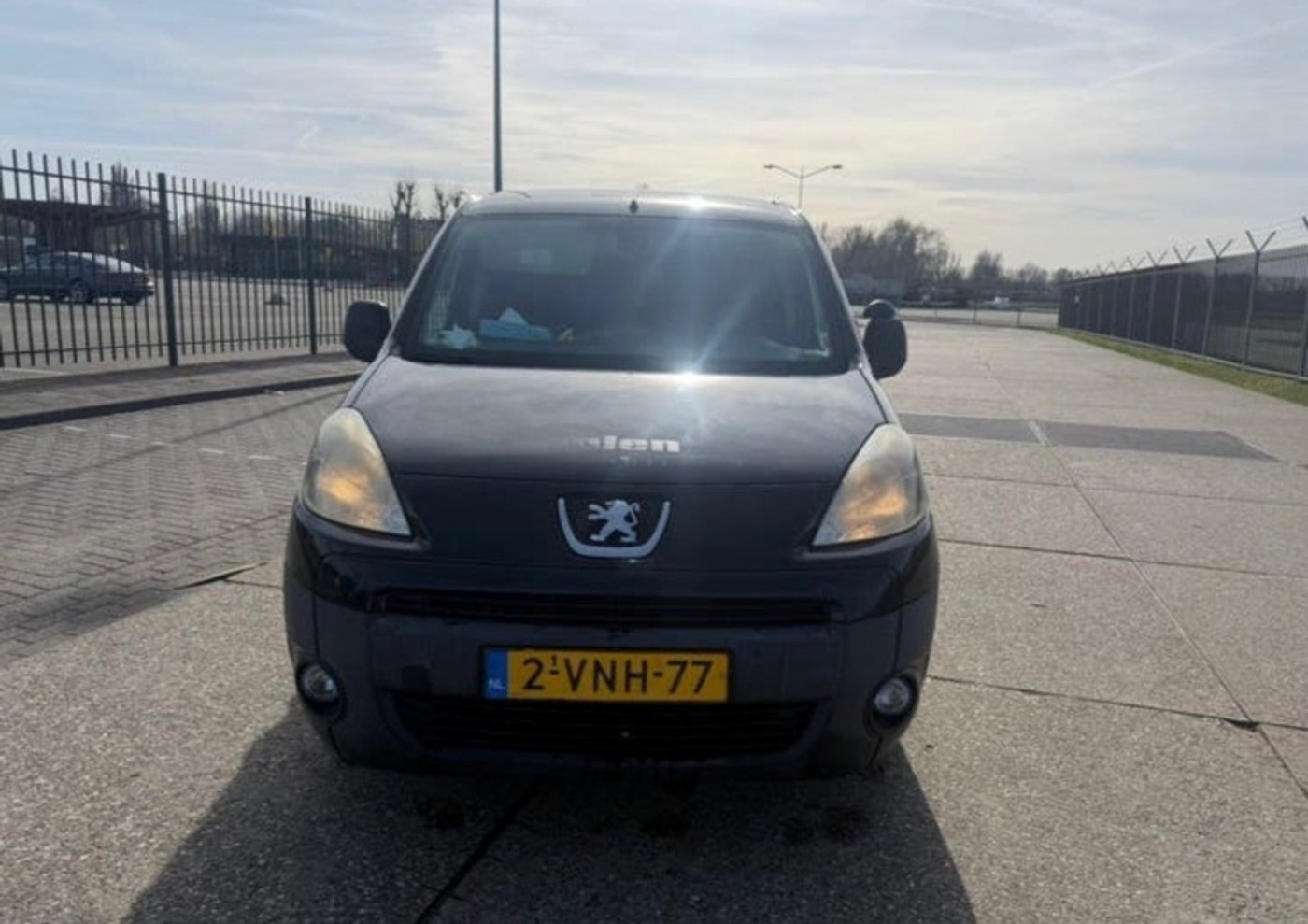 Foto van Peugeot Partner