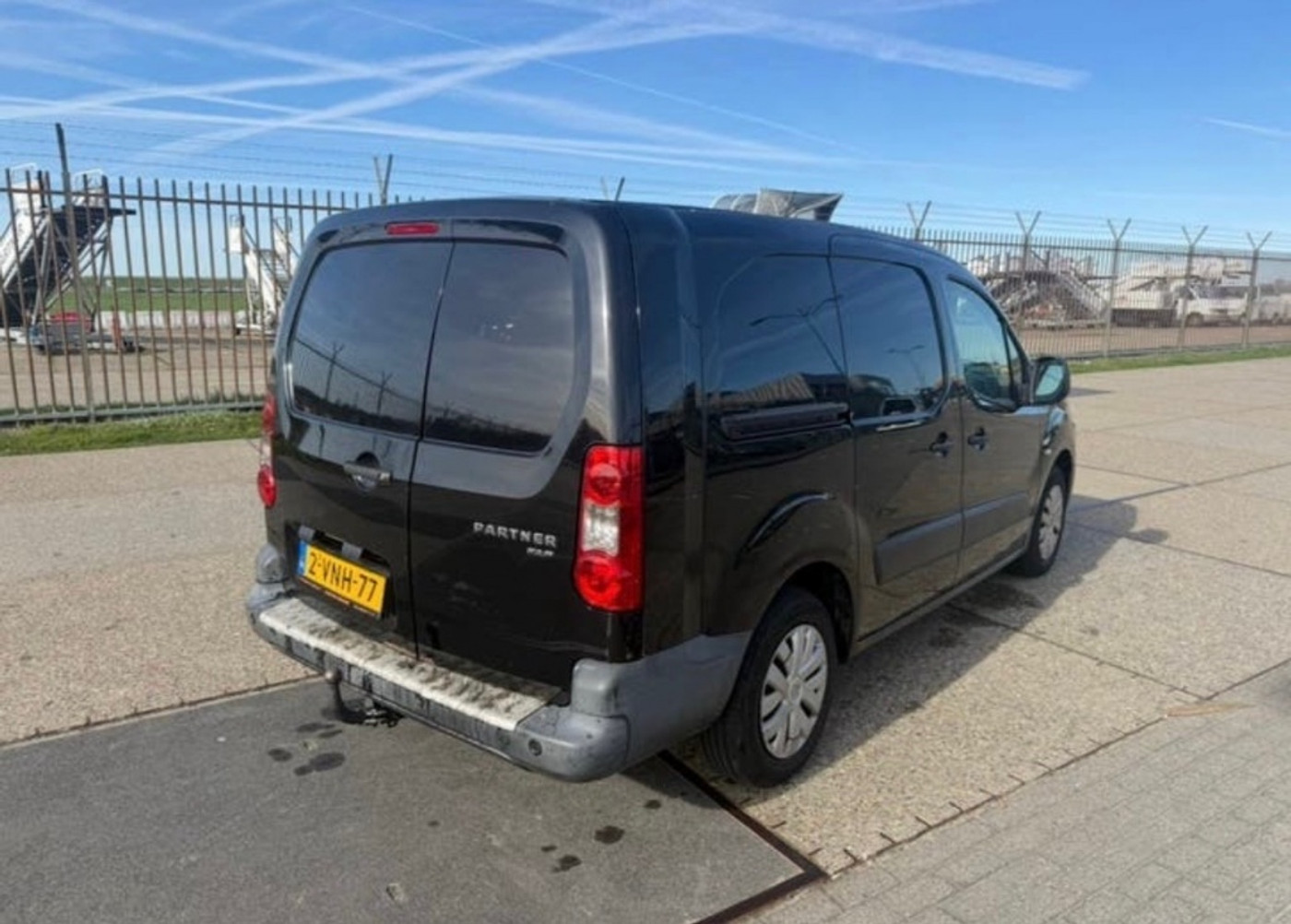 Foto van Peugeot Partner