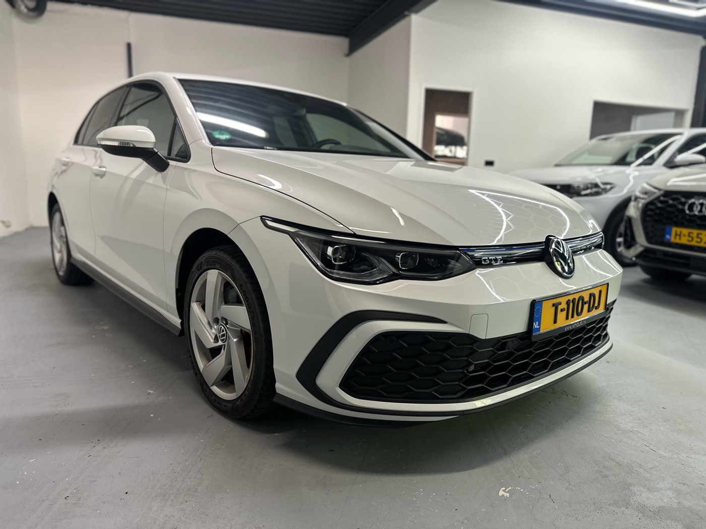 Foto van Volkswagen Golf GTE