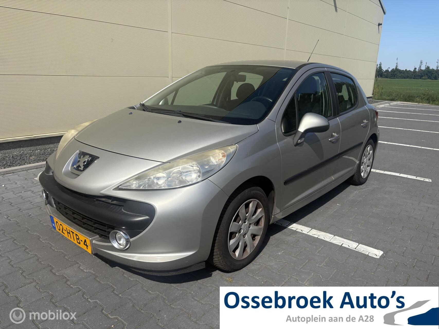 Peugeot 207 1.6 VTi Look 2009 - voorkant