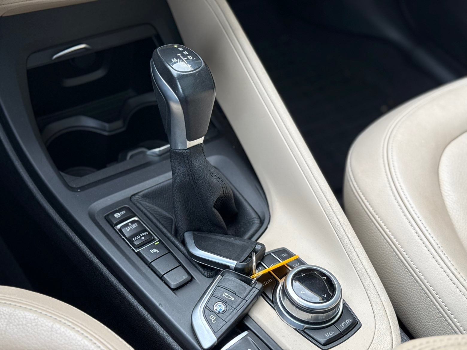 Foto van BMW X1 Sdrive18i
