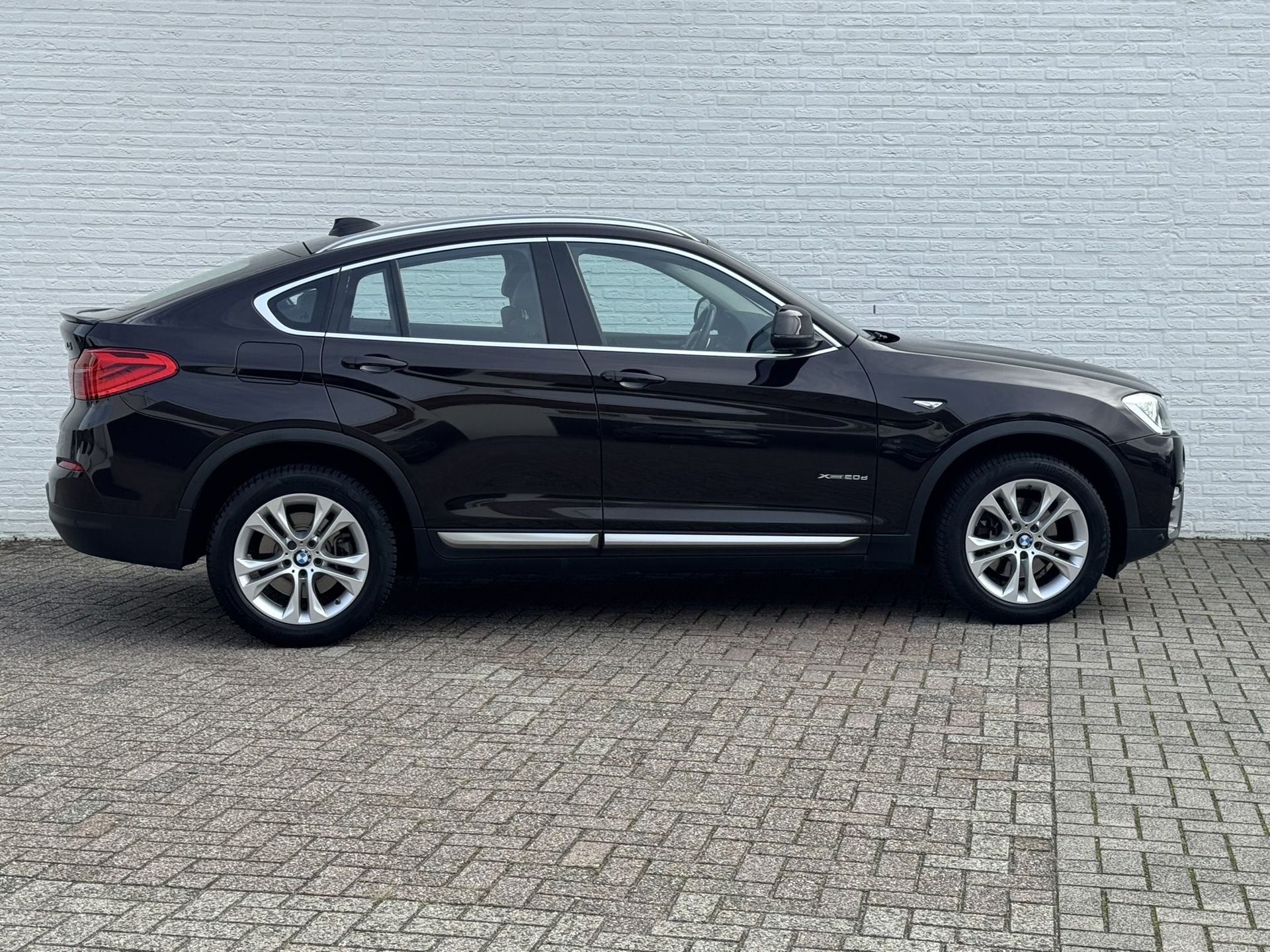 Foto van BMW X4 Xdrive20d