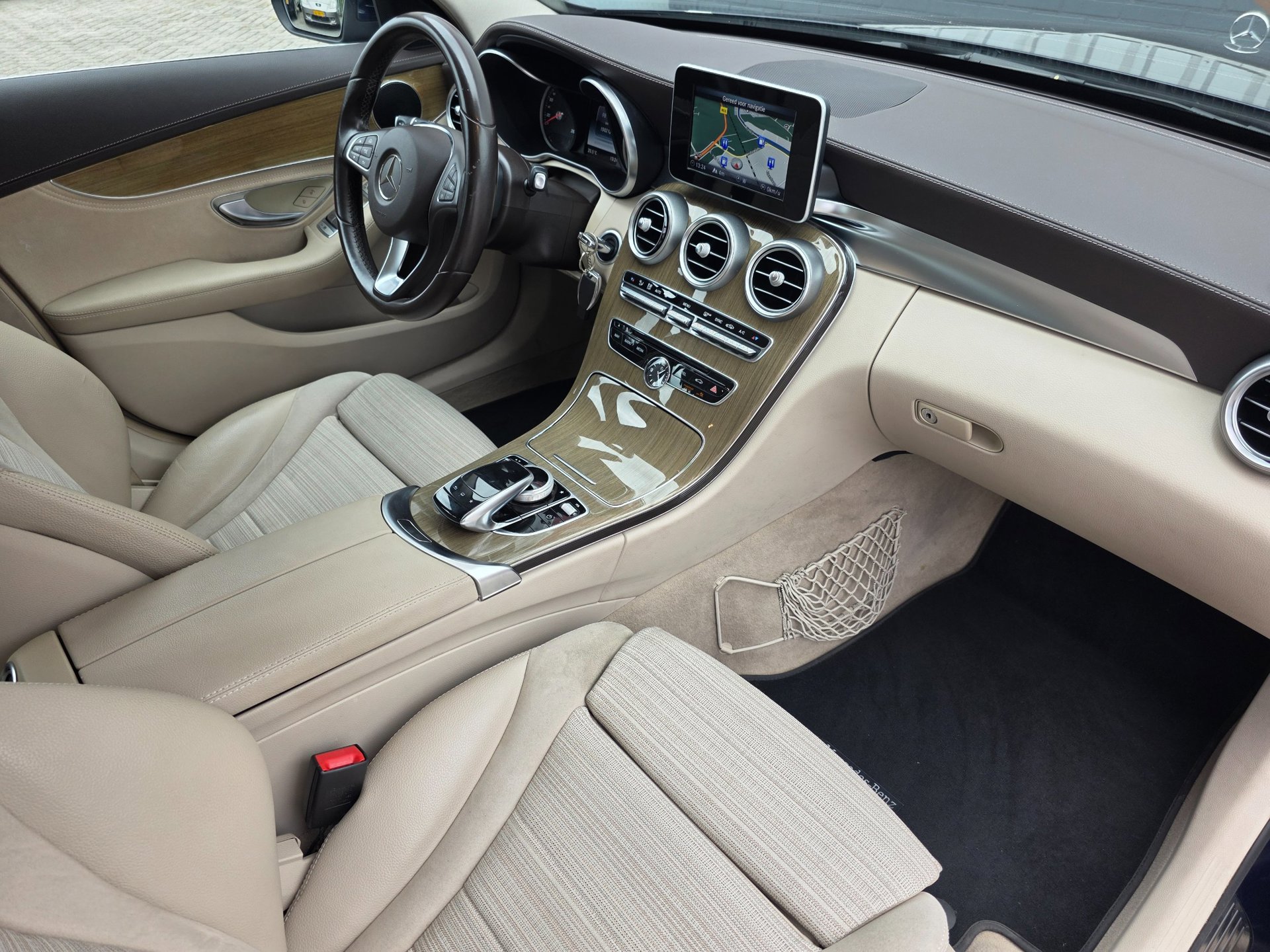 Foto van Mercedes-Benz C 180
