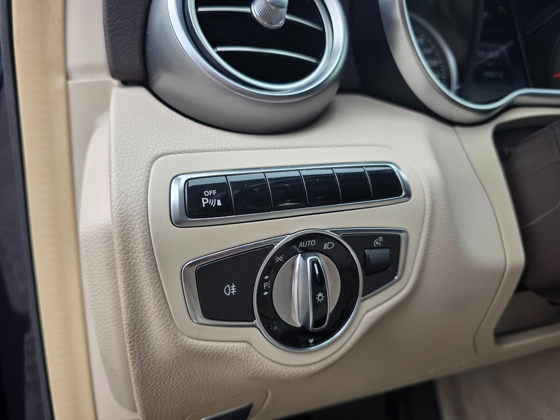 Foto van Mercedes-Benz C 180