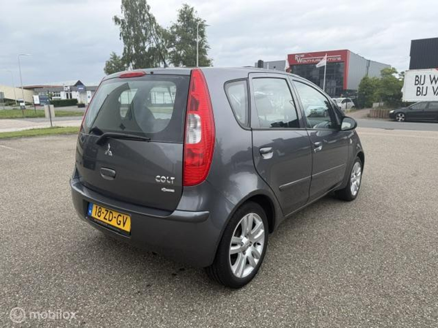 Foto van Mitsubishi Mitsubishi Colt