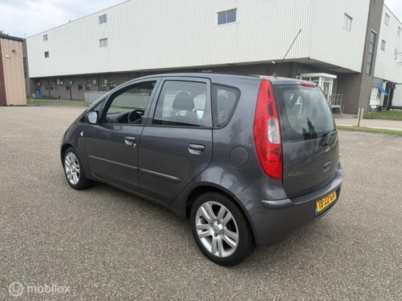 Foto van Mitsubishi Mitsubishi Colt