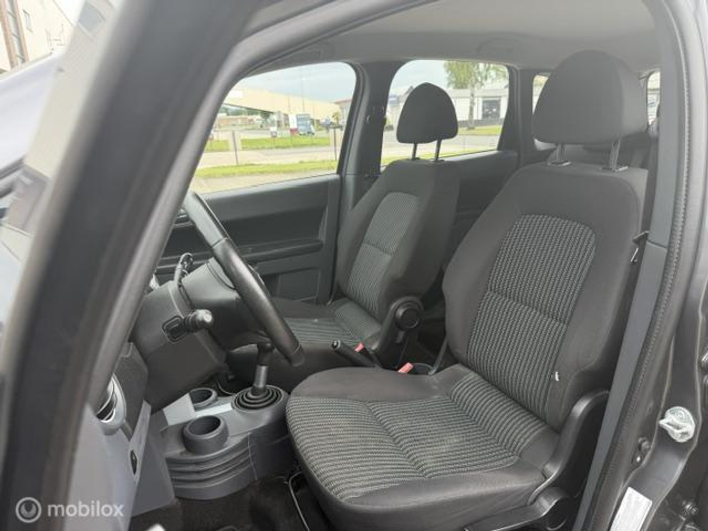 Foto van Mitsubishi Mitsubishi Colt