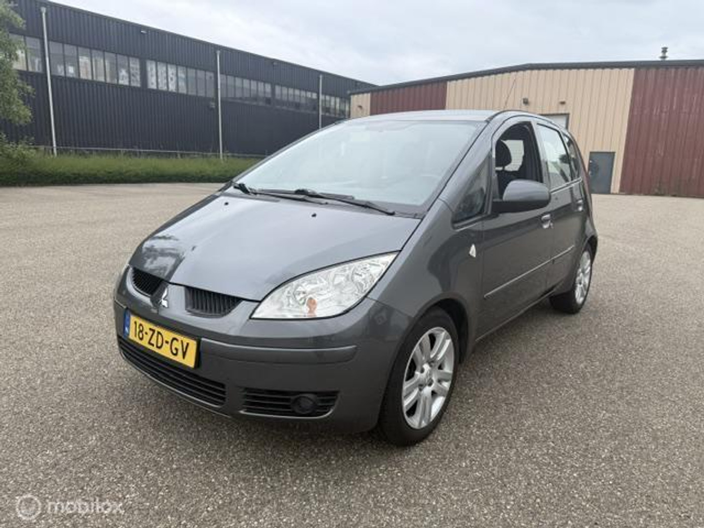 Foto van Mitsubishi Mitsubishi Colt
