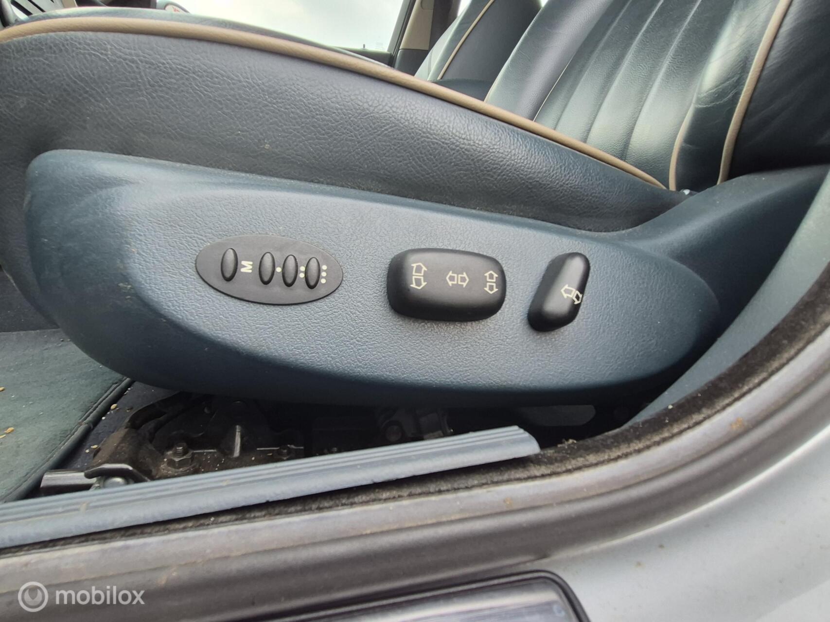 Foto van Rover Rover 75