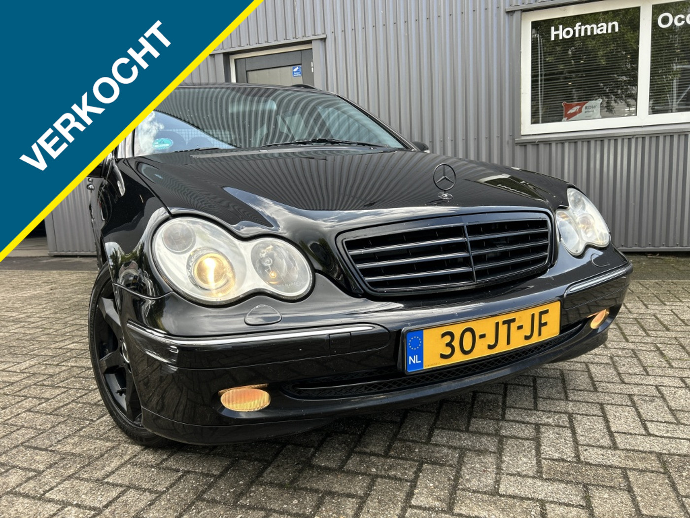 Foto van Mercedes-Benz C 320
