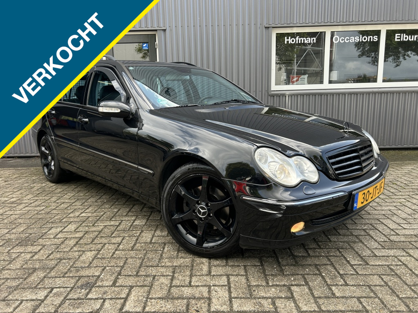 Foto van Mercedes-Benz C 320