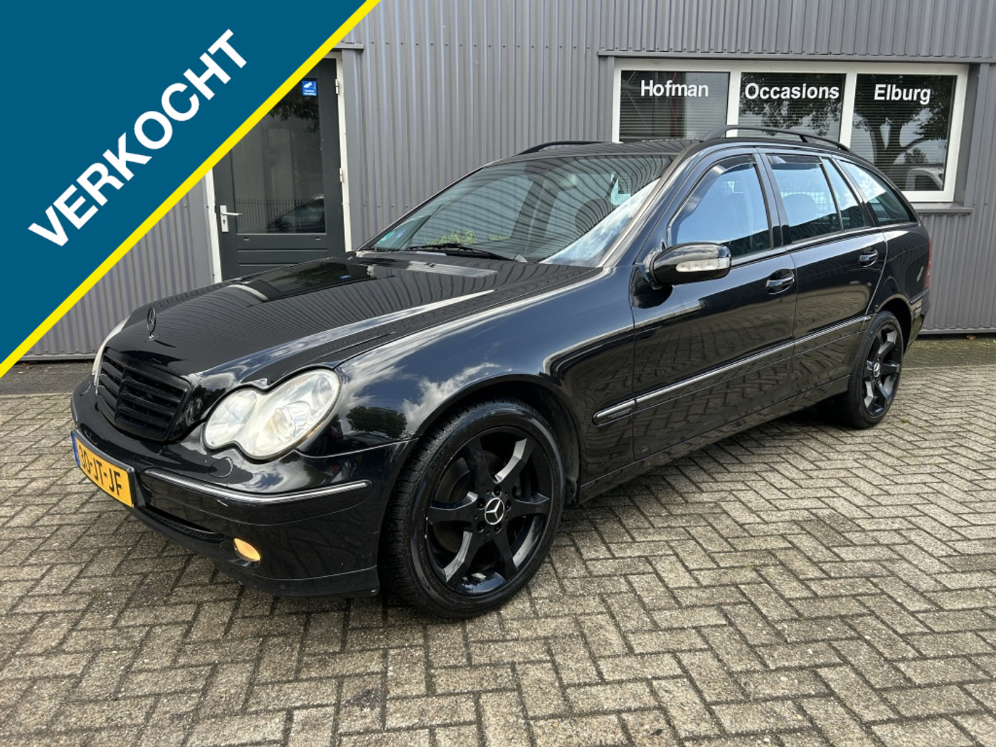 Foto van Mercedes-Benz C 320