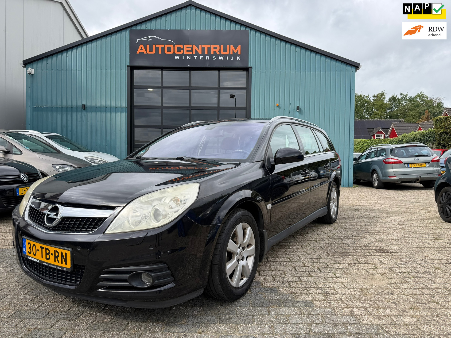 Opel Vectra Station Wagon 1.8-16V Cosmo Automaat 2006 - voorkant