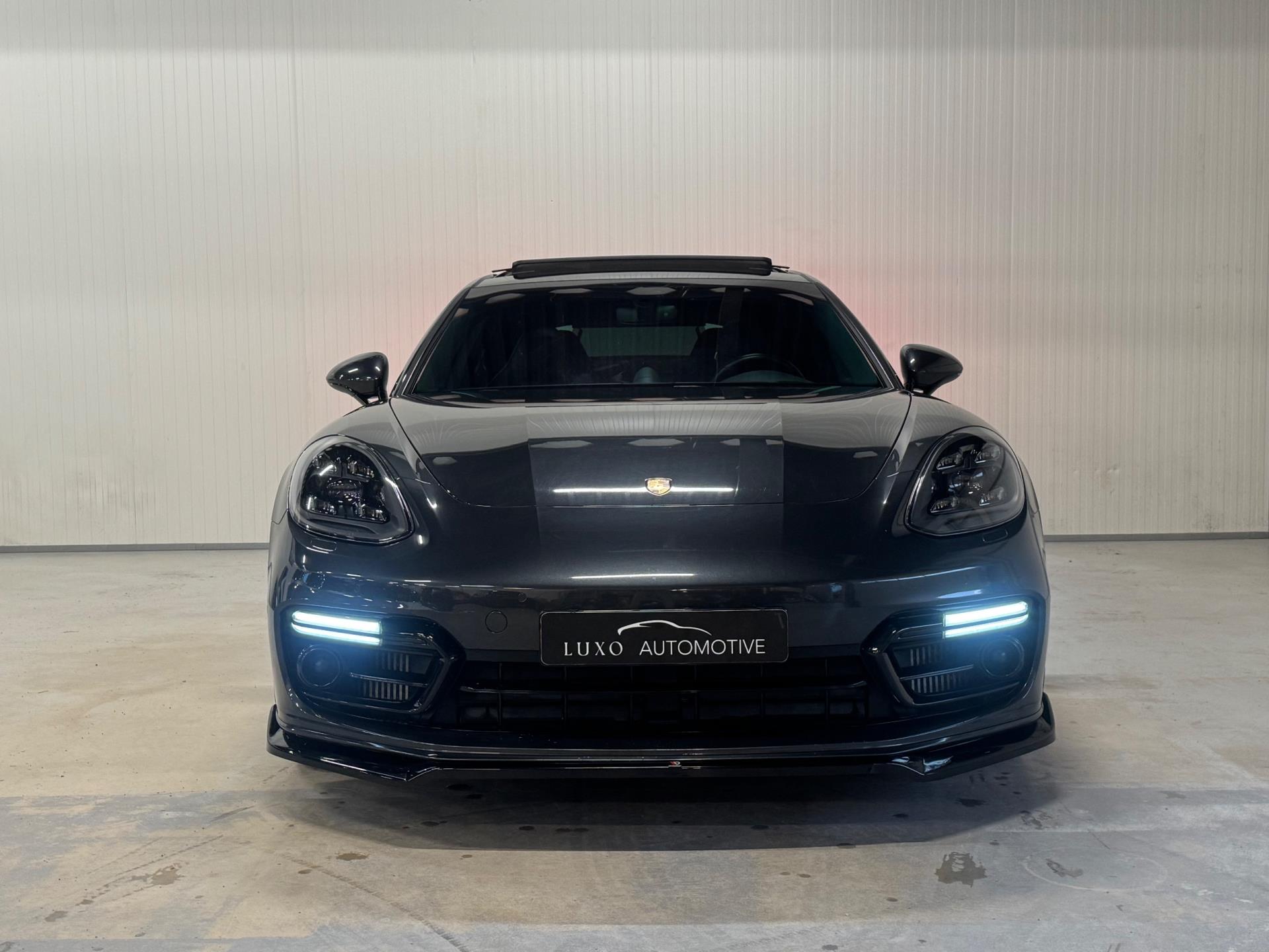 Foto van Porsche Panamera 4 E-hybrid