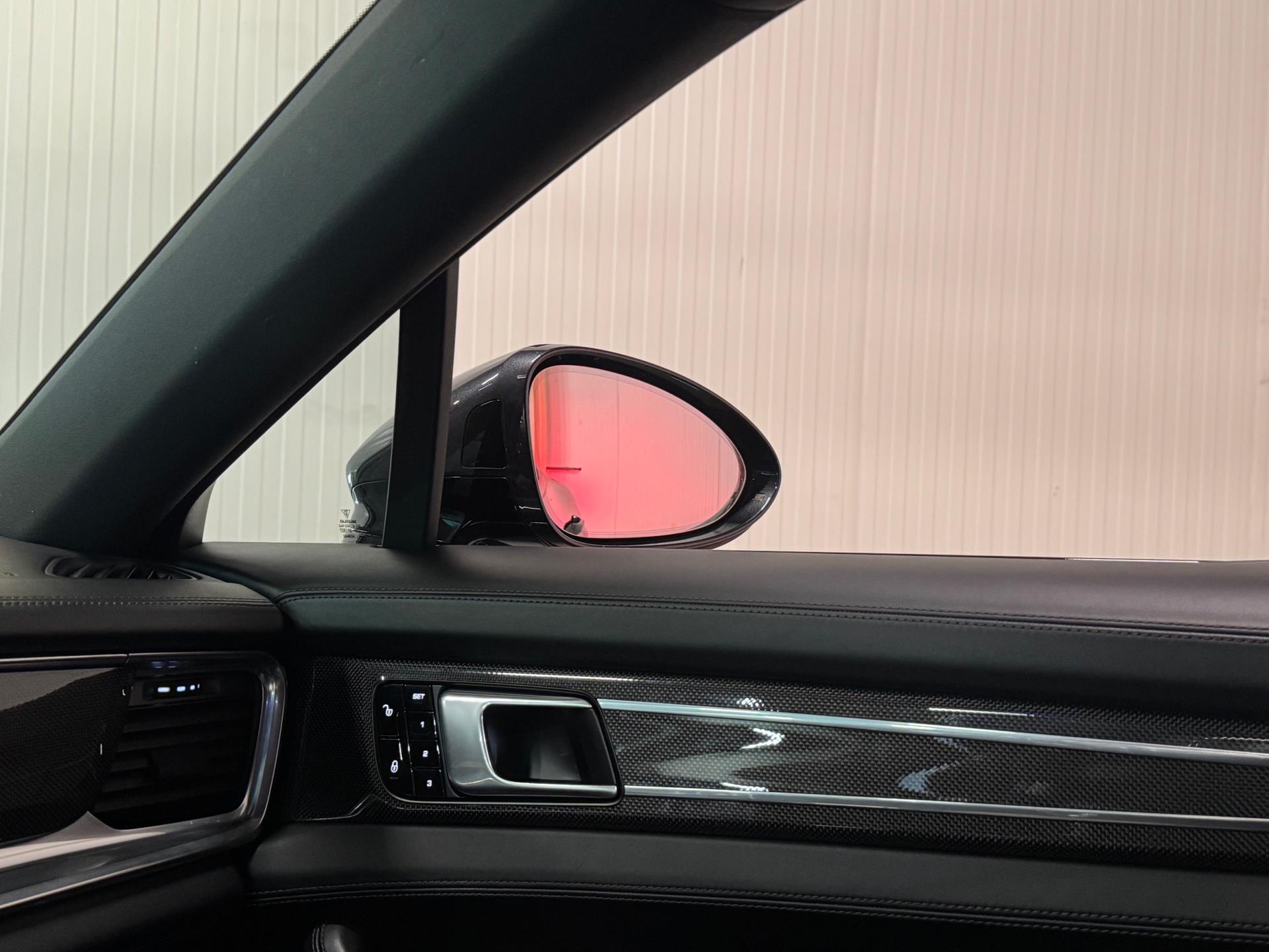 Foto van Porsche Panamera 4 E-hybrid