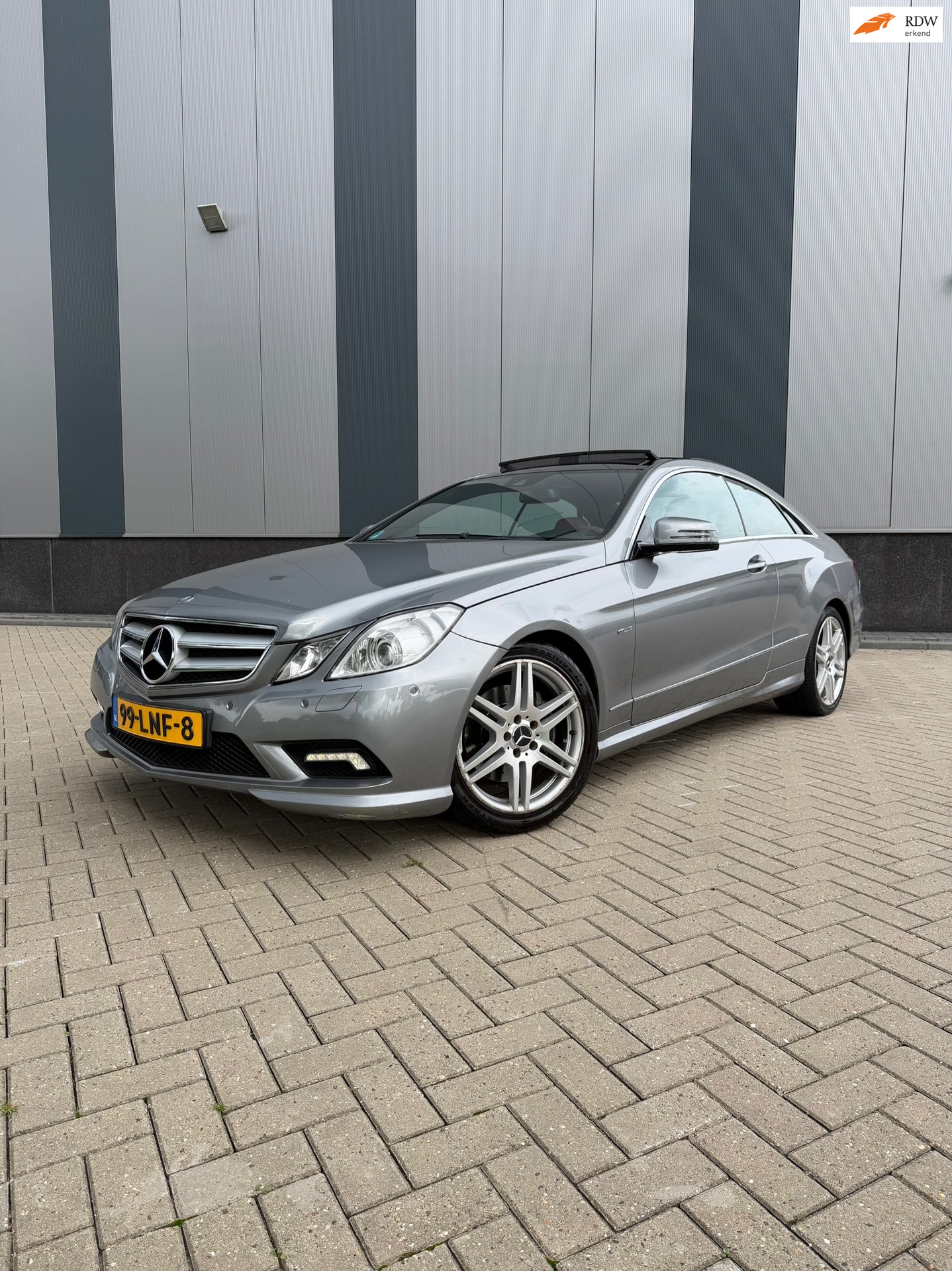 Mercedes-Benz E 200 Cgi 200 CGI Avantgarde | Panorama 2010 - voorkant