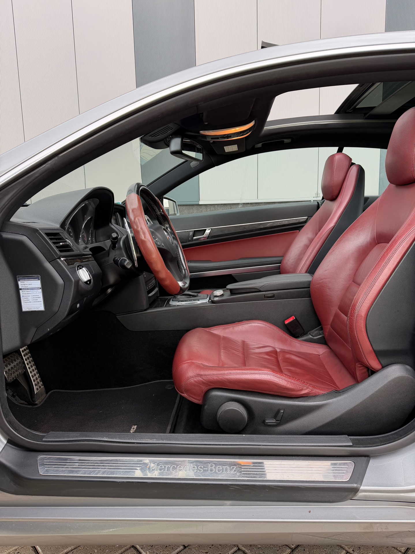 Foto van Mercedes-Benz E 200 Cgi