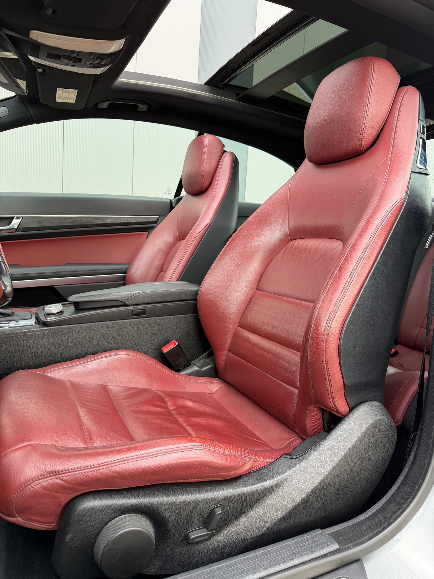 Foto van Mercedes-Benz E 200 Cgi