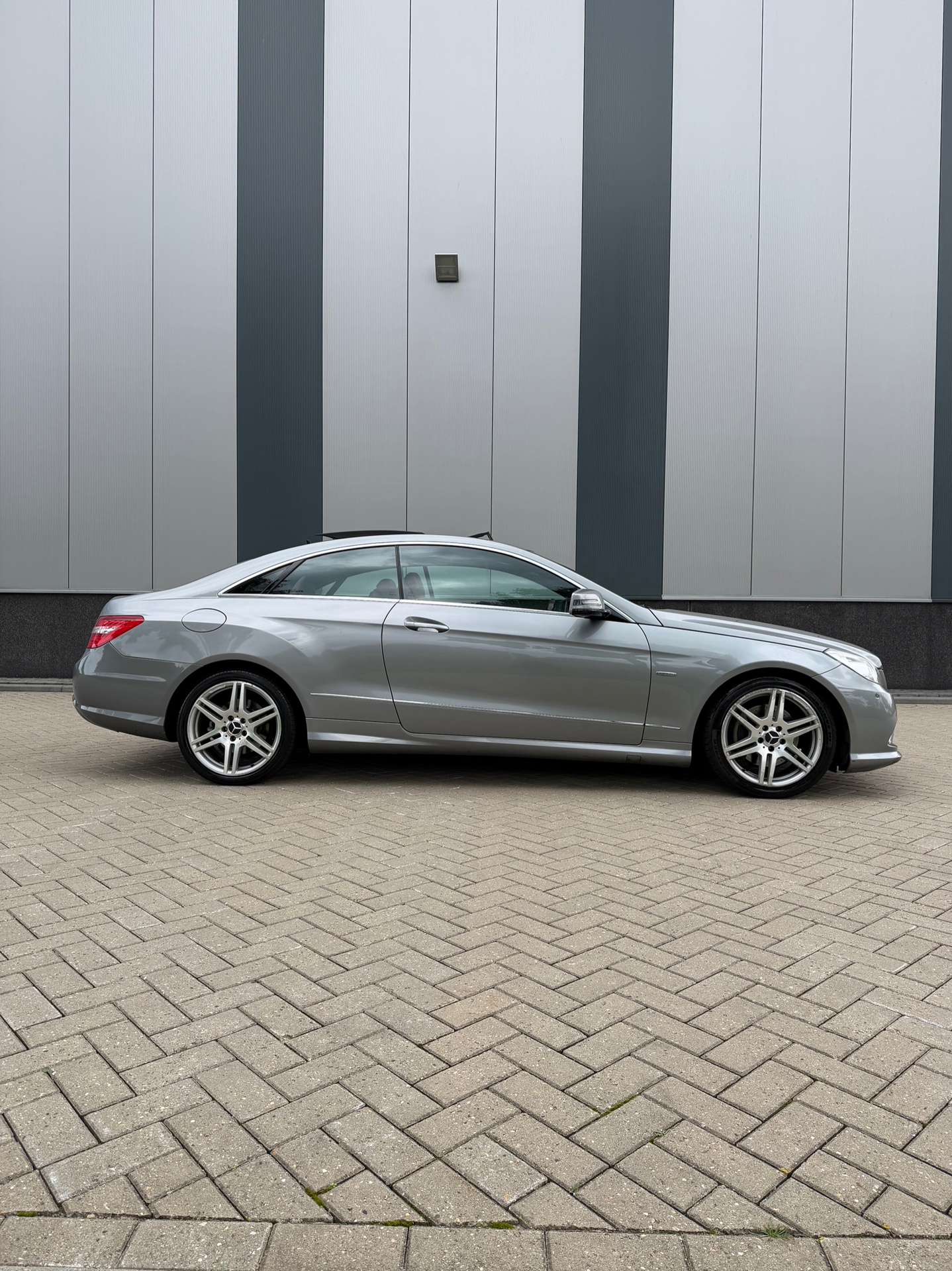 Foto van Mercedes-Benz E 200 Cgi