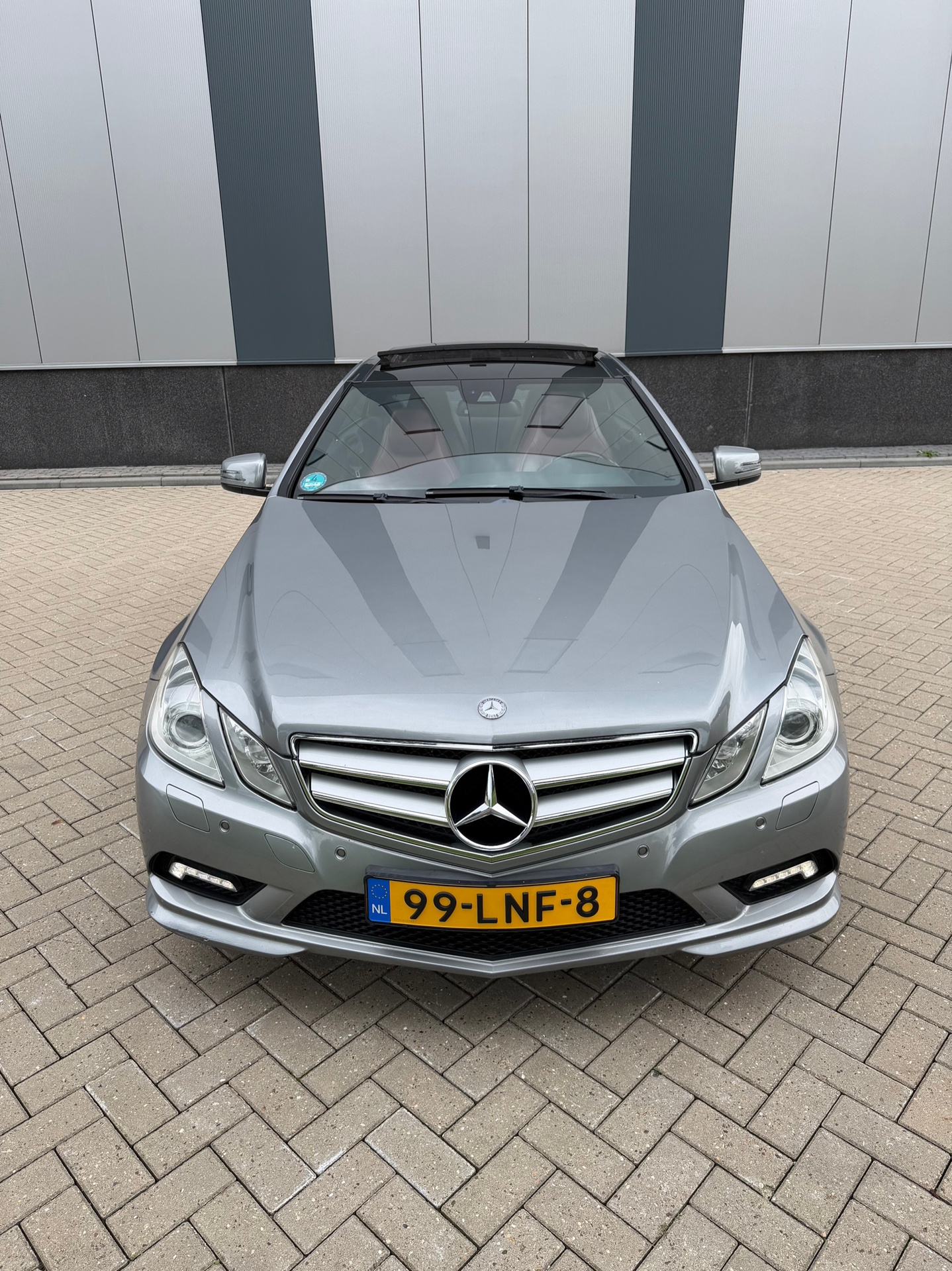 Foto van Mercedes-Benz E 200 Cgi