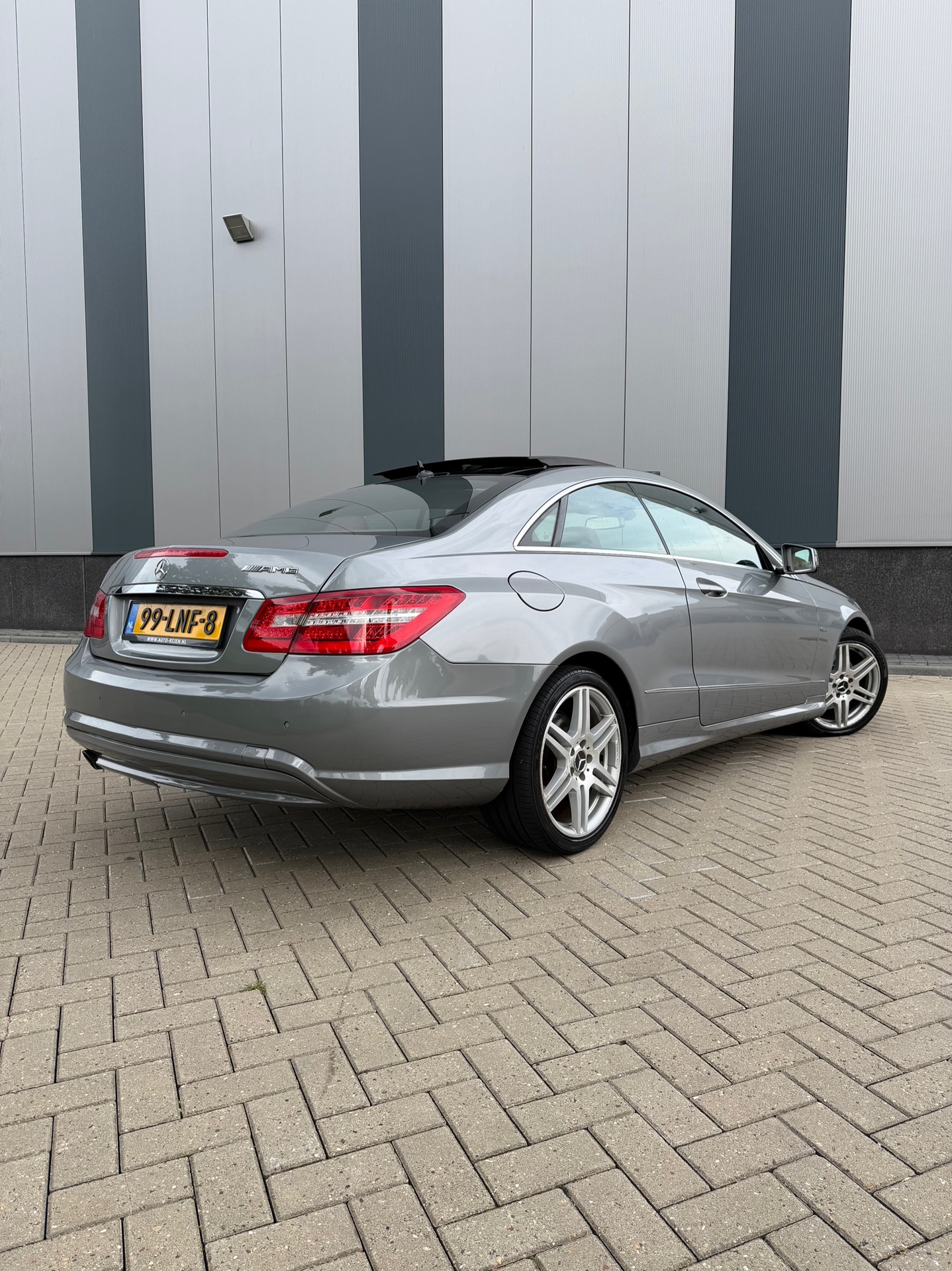 Foto van Mercedes-Benz E 200 Cgi
