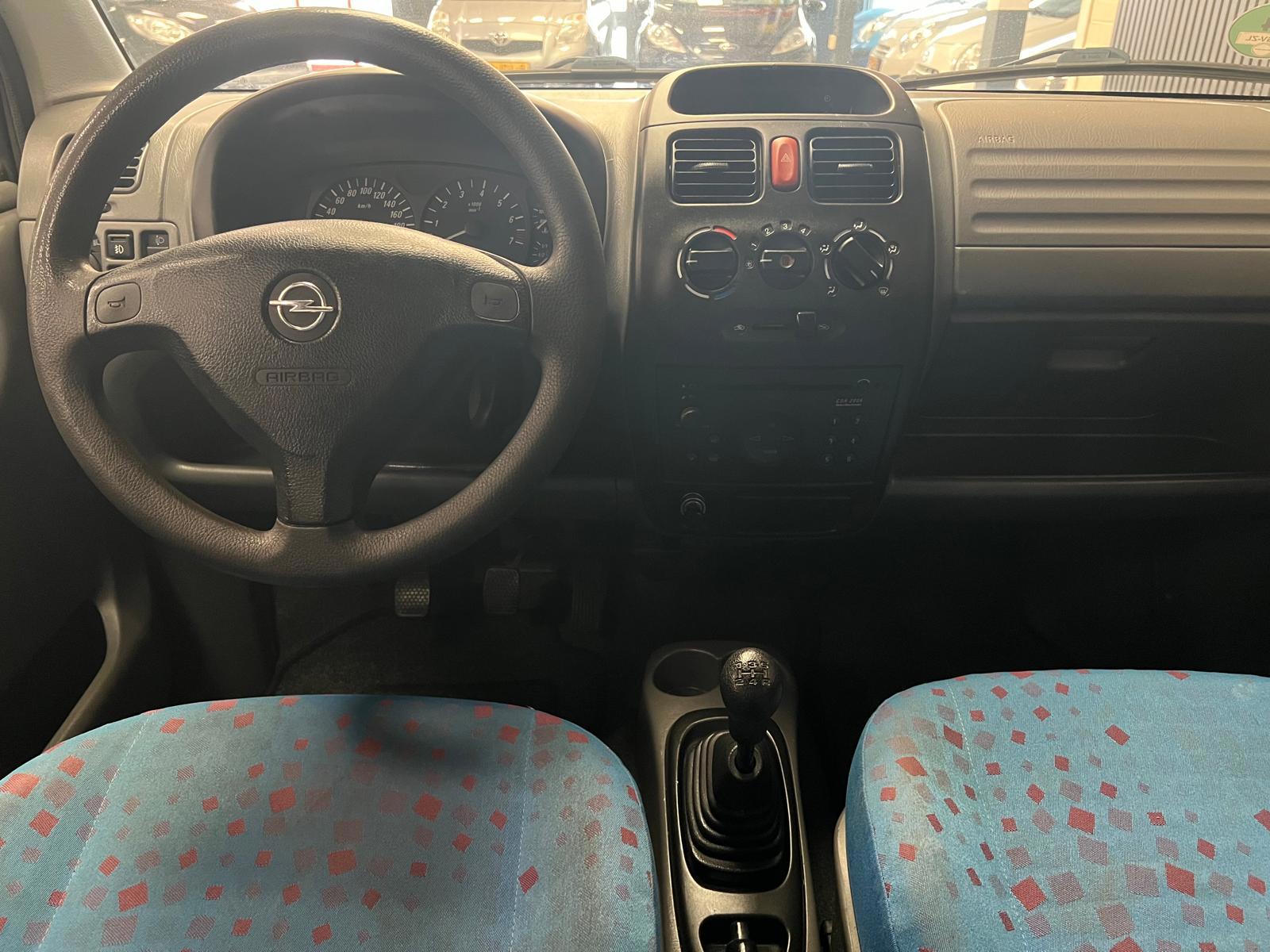 Foto van Opel Agila