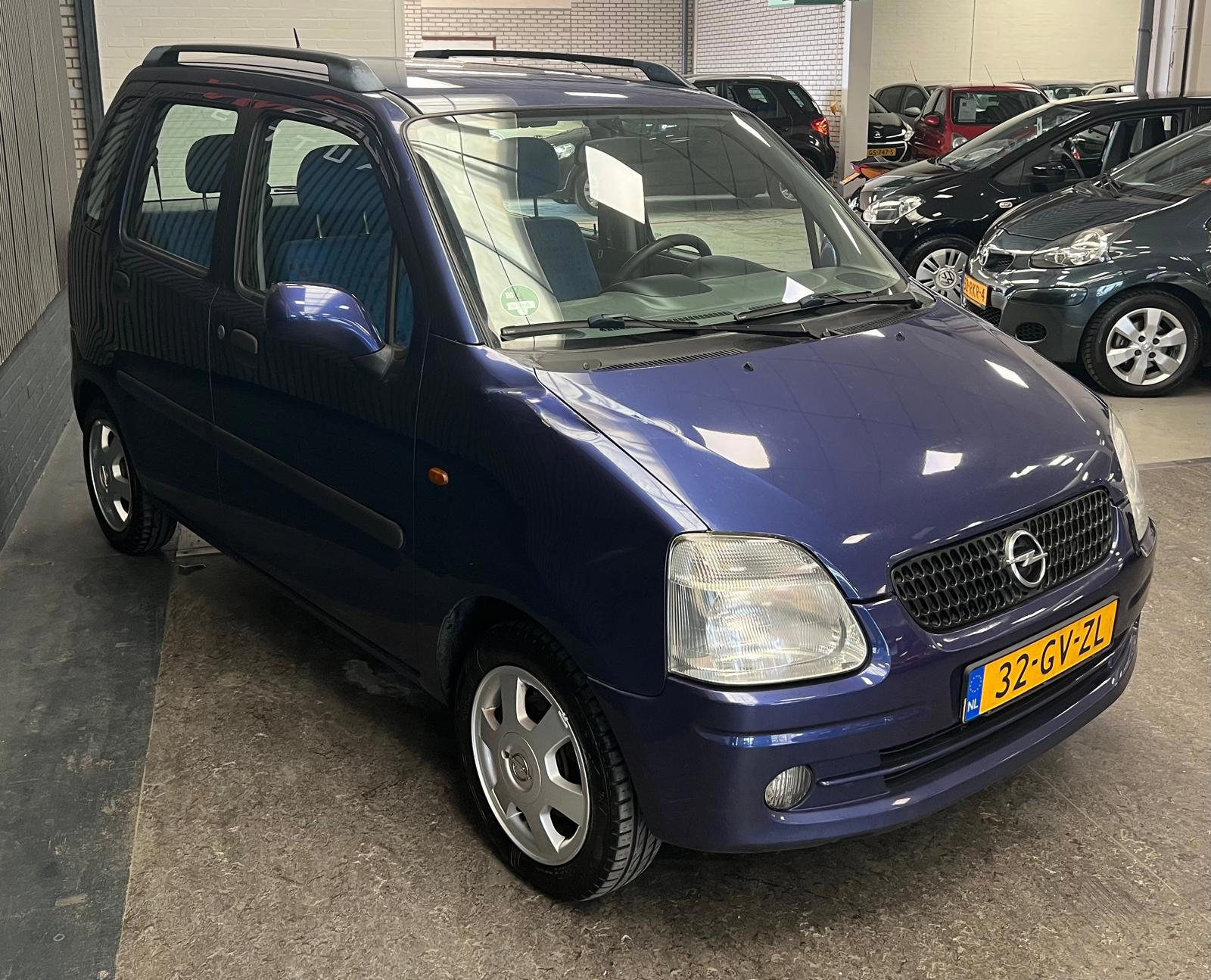 Foto van Opel Agila