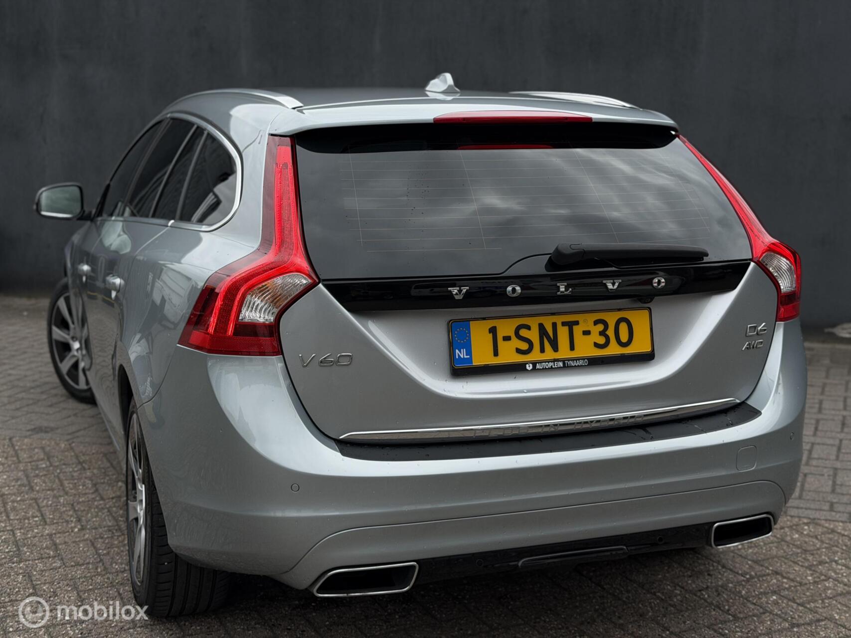 Foto van Volvo V60 Plug In Hybrid