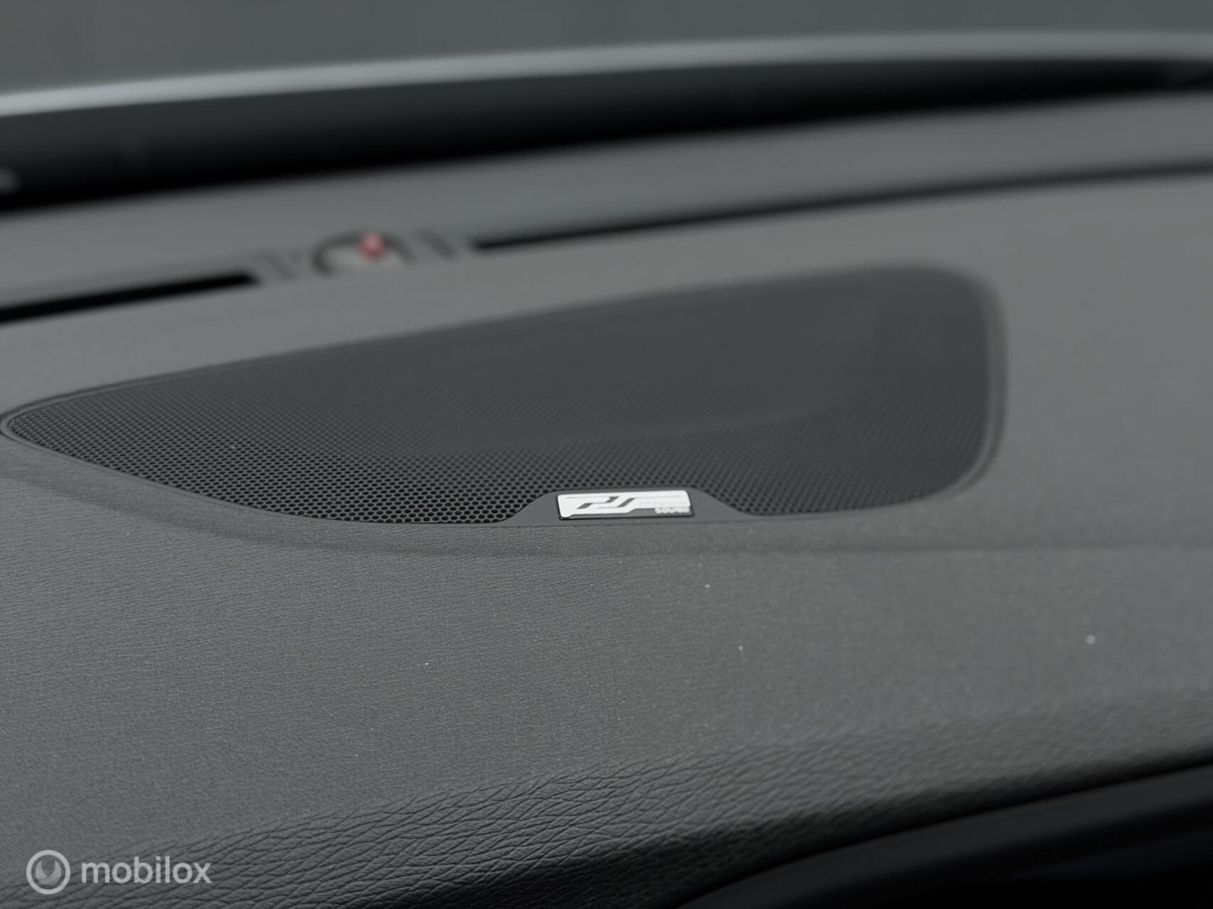 Foto van Volvo V60 Plug In Hybrid