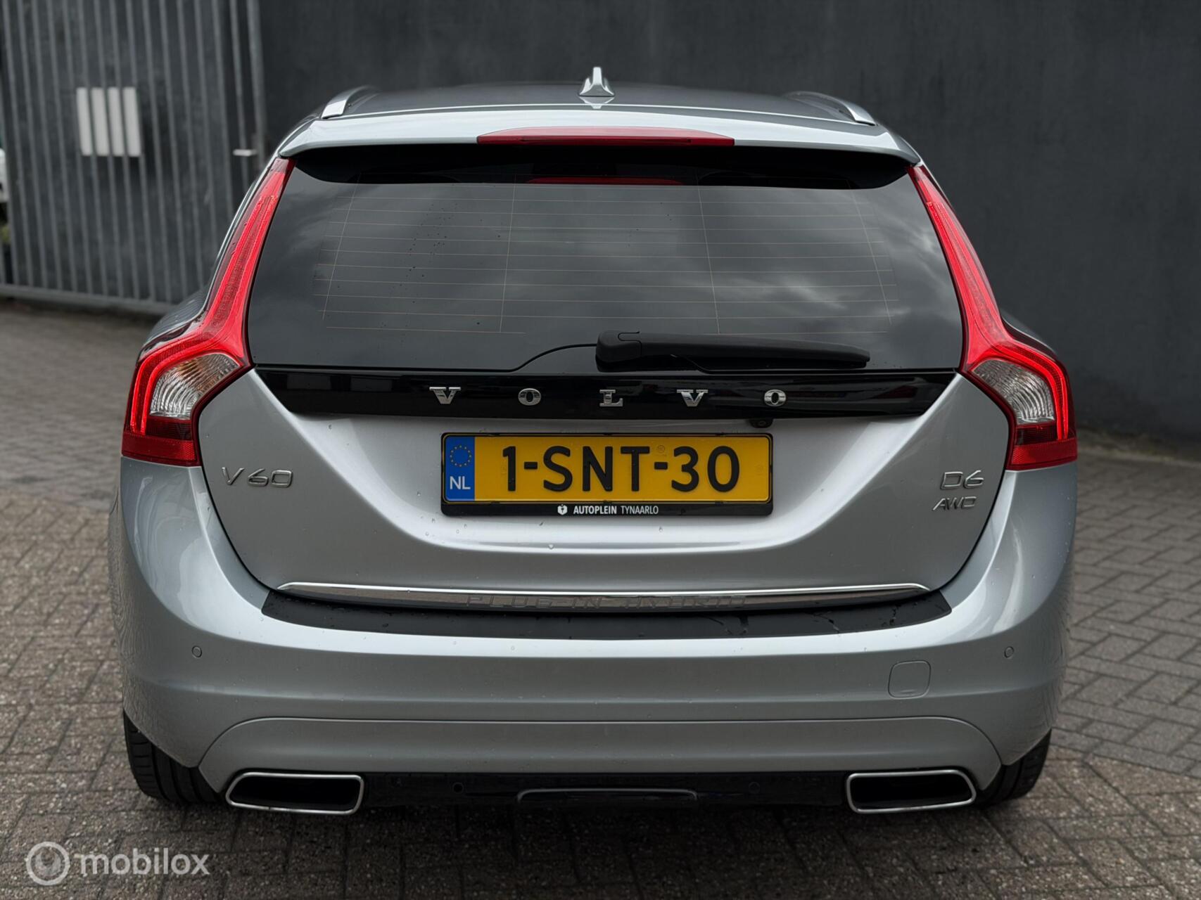 Foto van Volvo V60 Plug In Hybrid