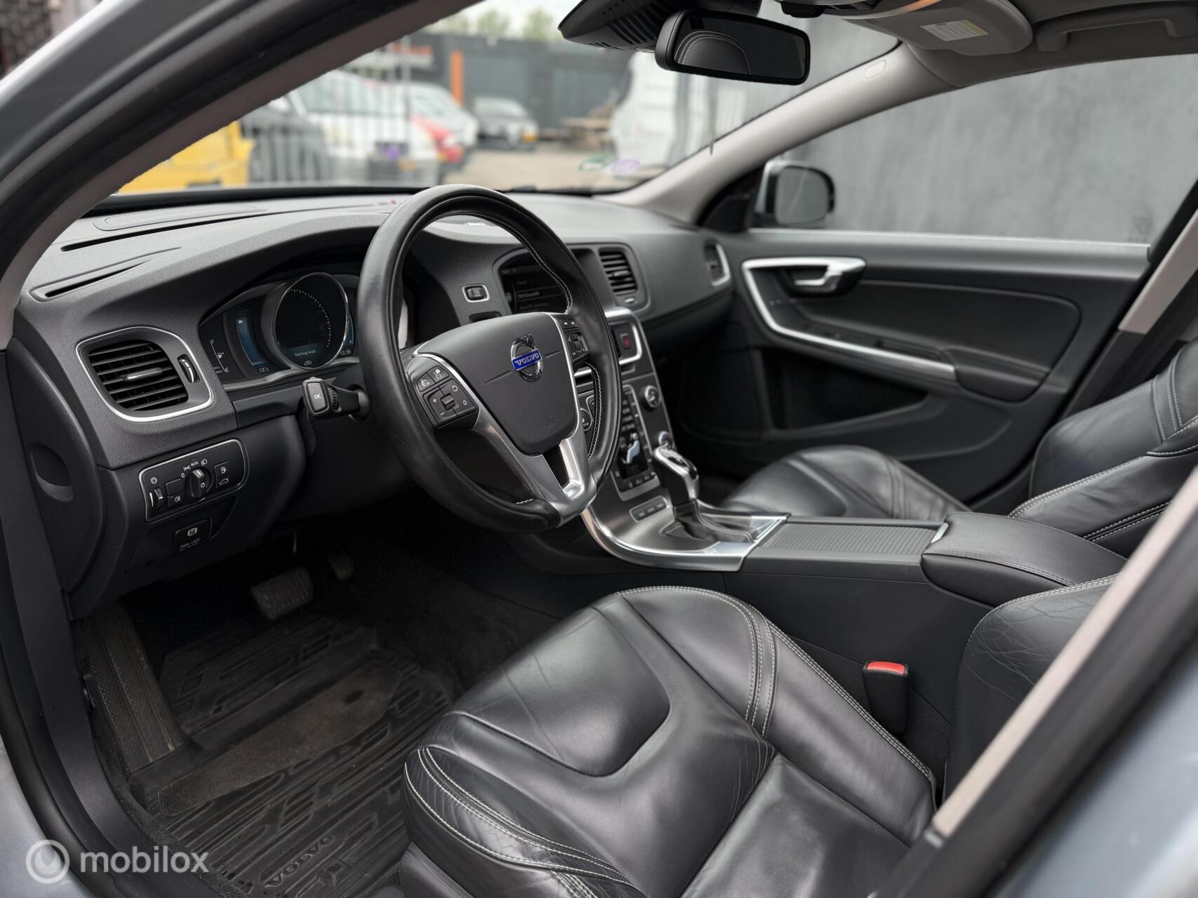 Foto van Volvo V60 Plug In Hybrid