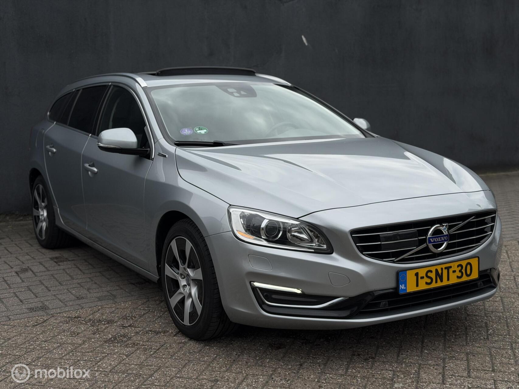 Foto van Volvo V60 Plug In Hybrid
